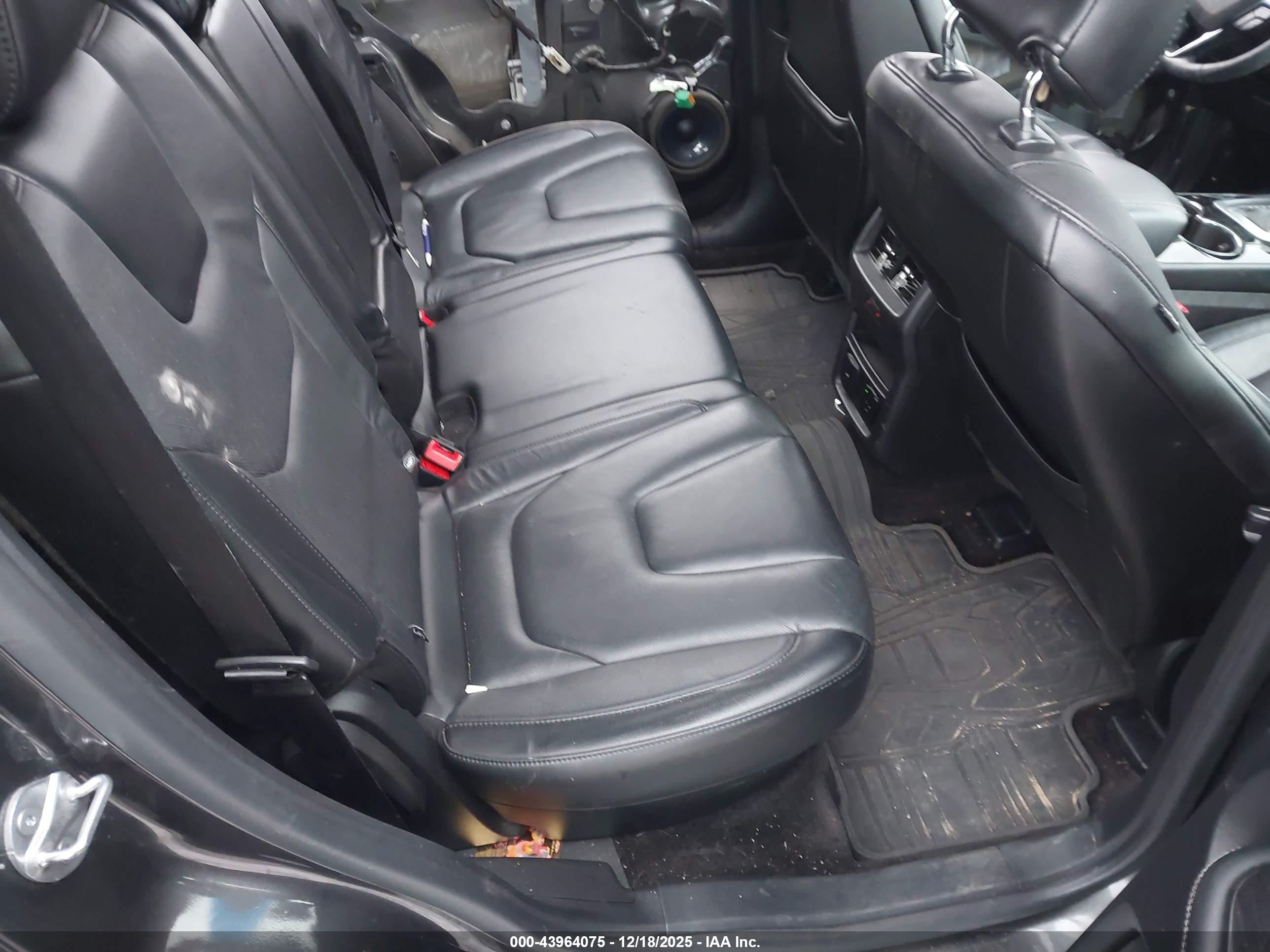 FORD EDGE image 8
