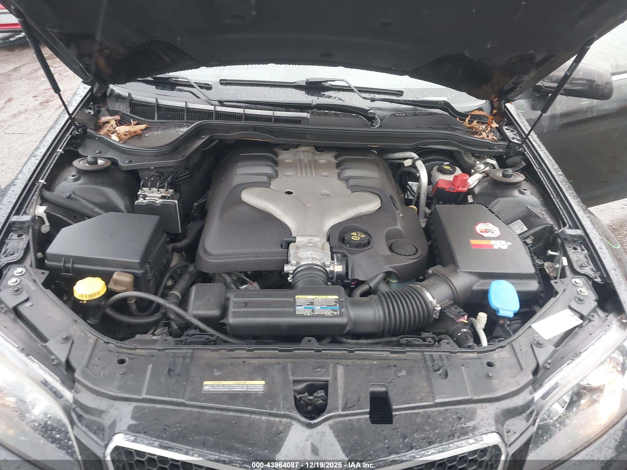 PONTIAC G8 image 10