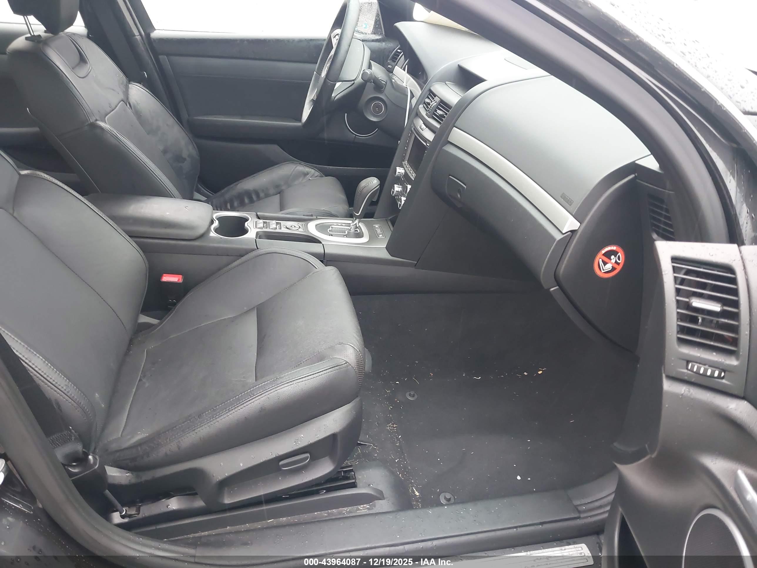 PONTIAC G8 image 5