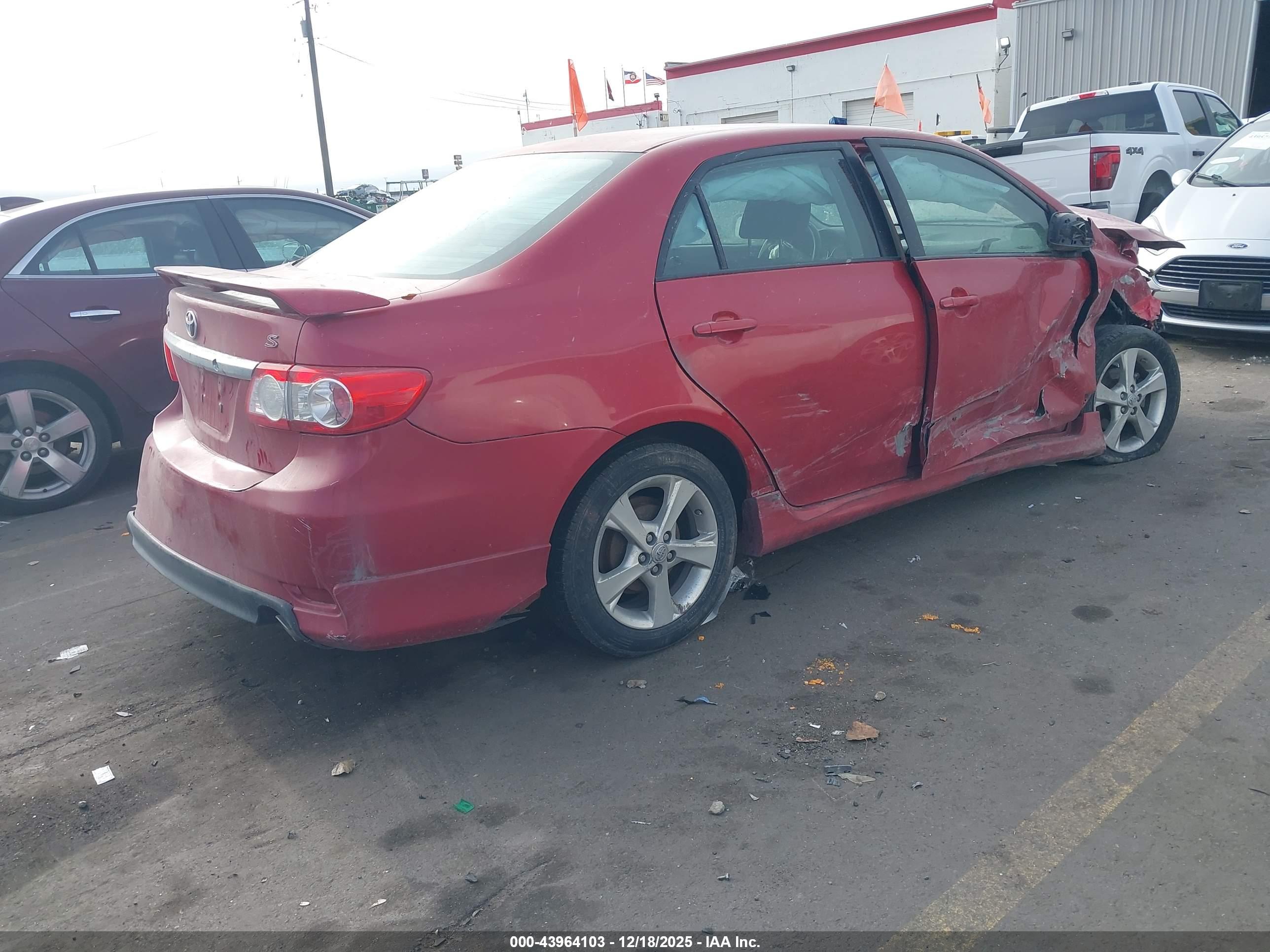 TOYOTA COROLLA image 4
