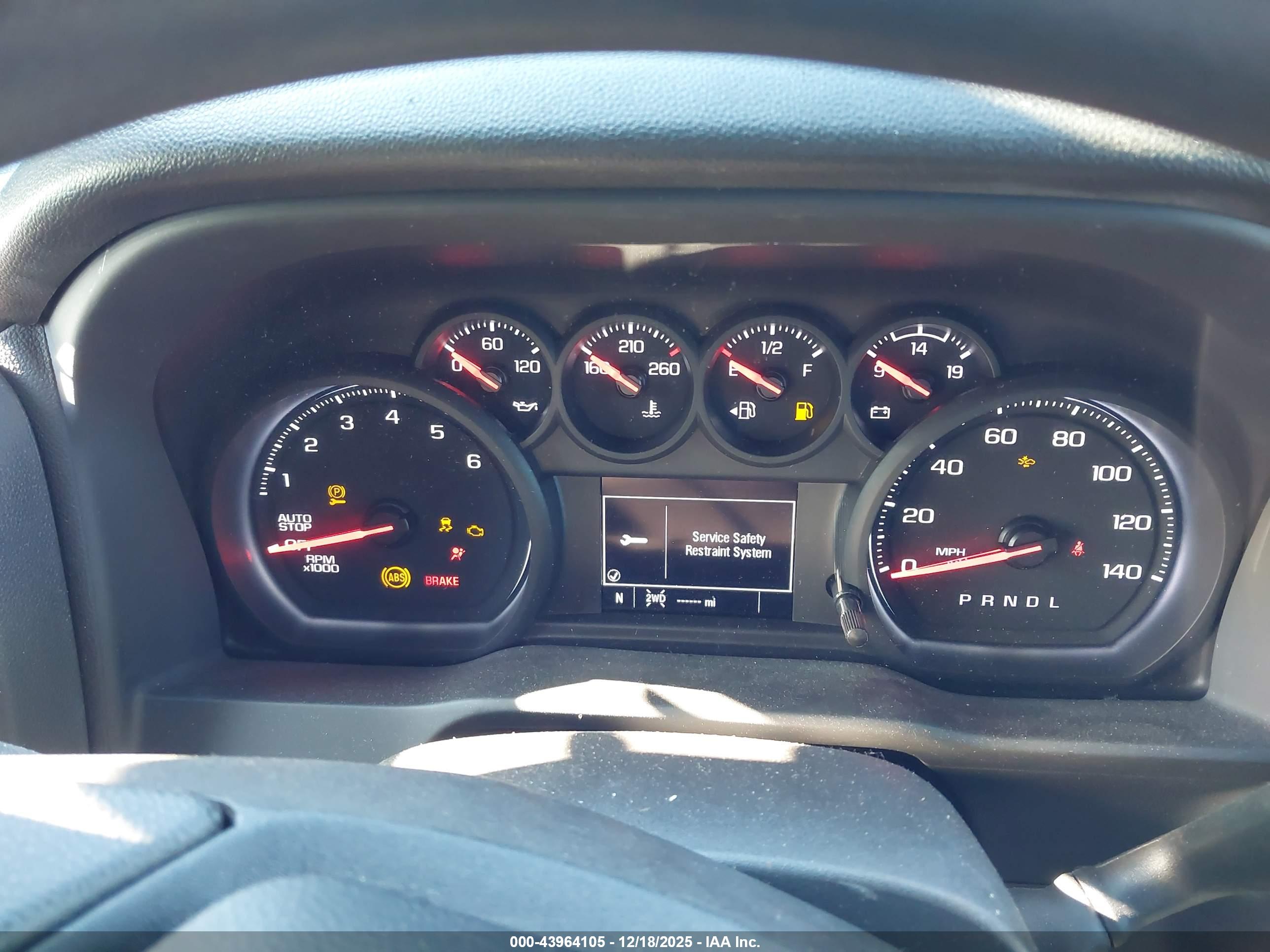 CHEVROLET SILVERADO image 7