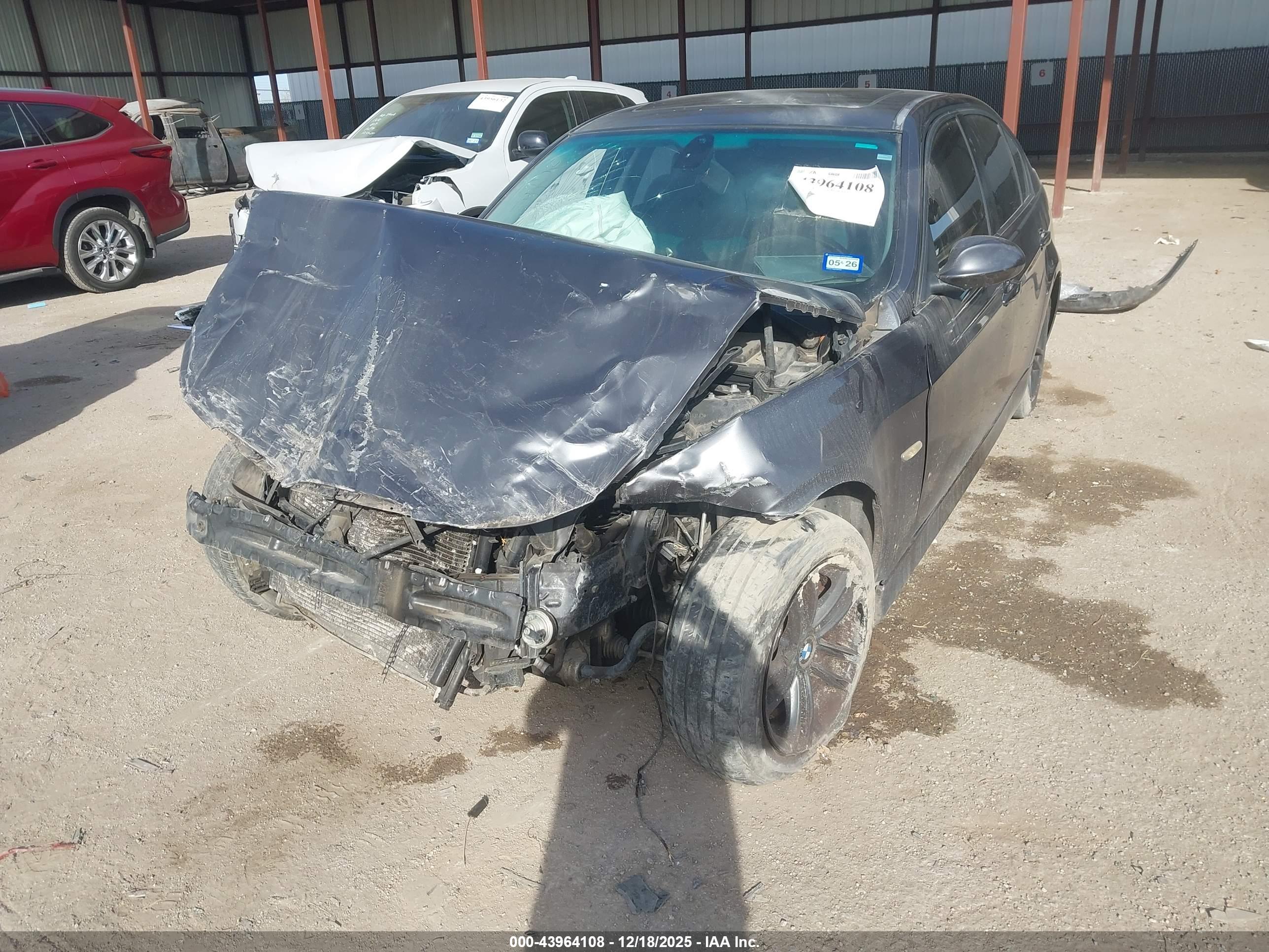 BMW 325XI image 2