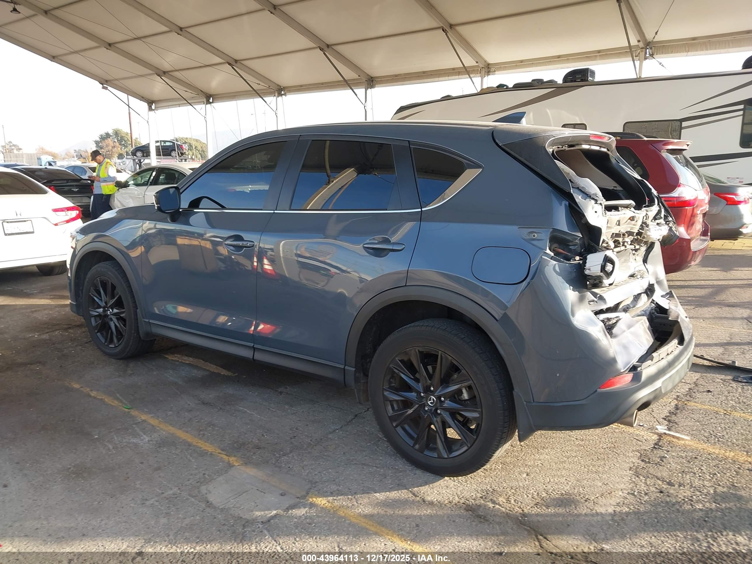 MAZDA CX-5 image 3