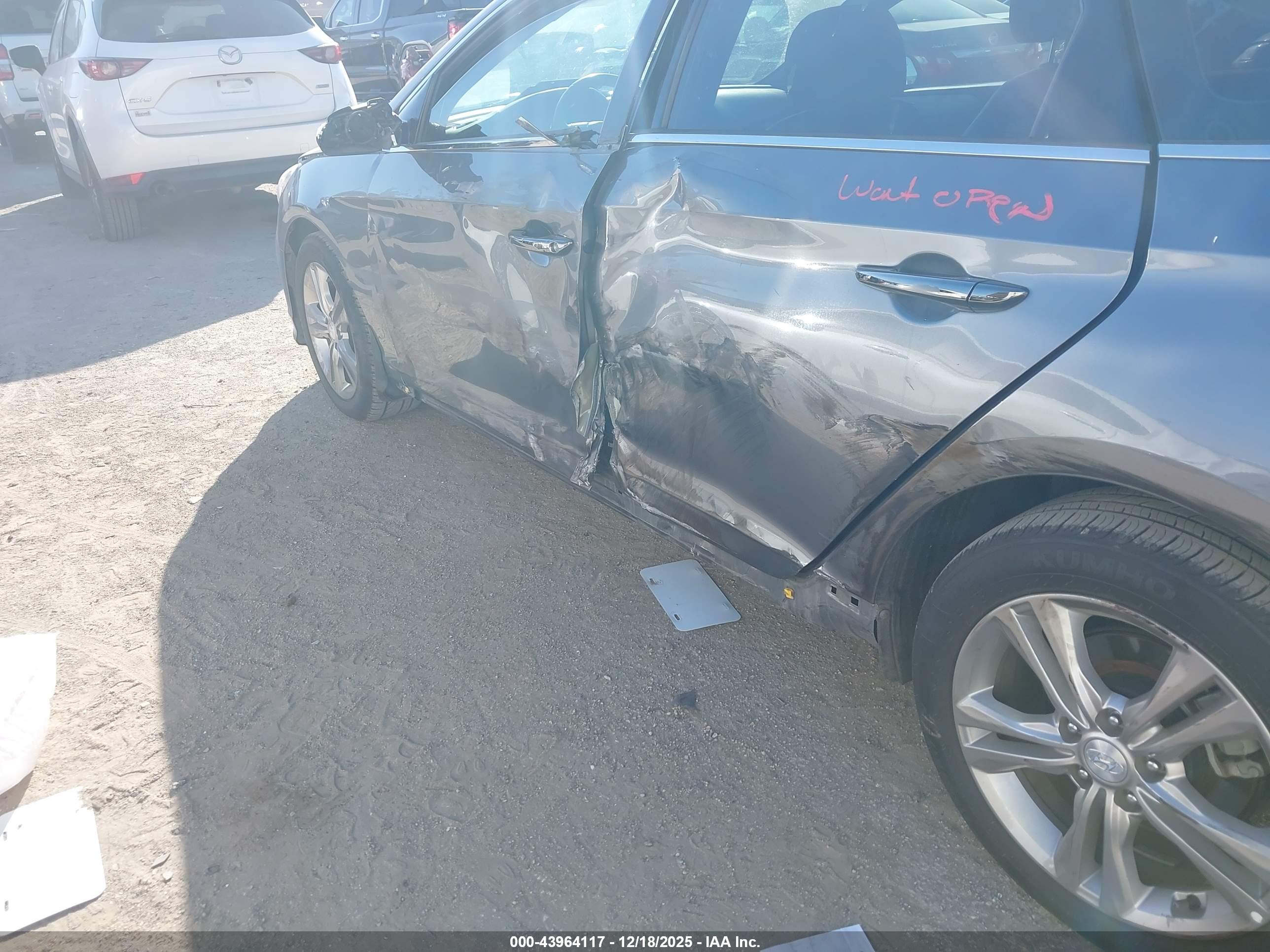 HYUNDAI SONATA image 6