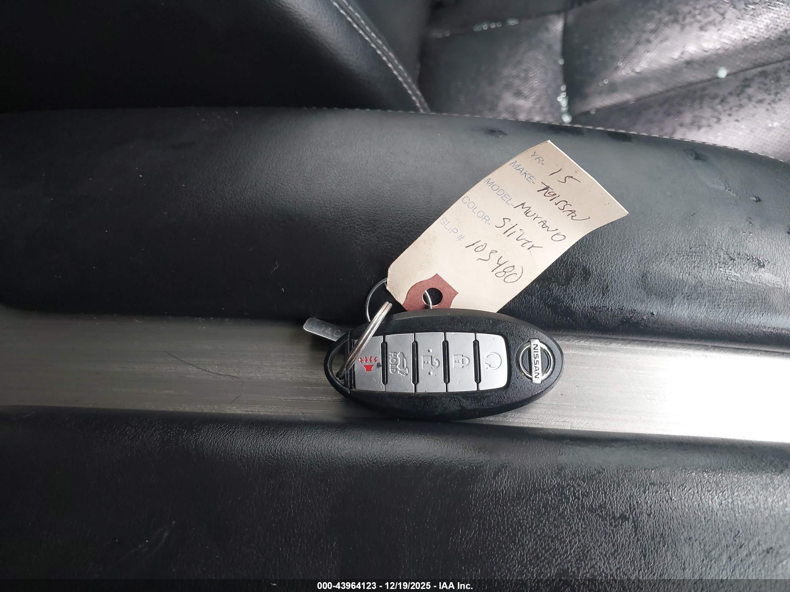NISSAN MURANO image 11
