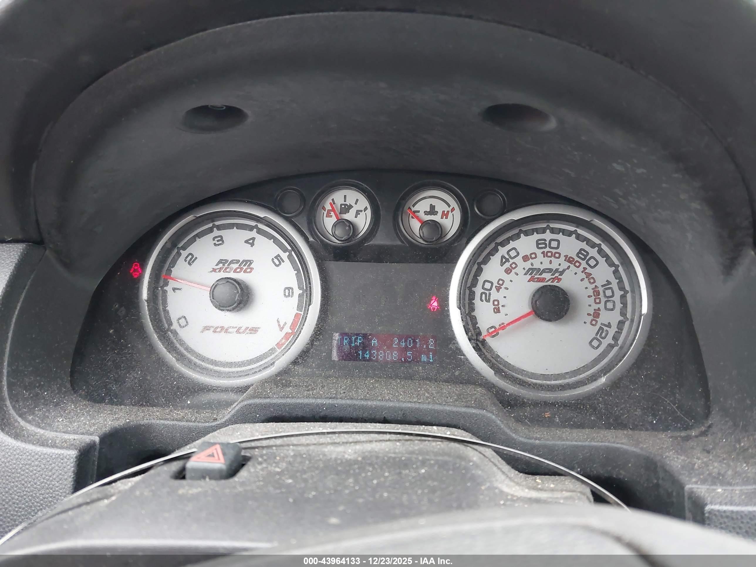 FORD FOCUS image 7