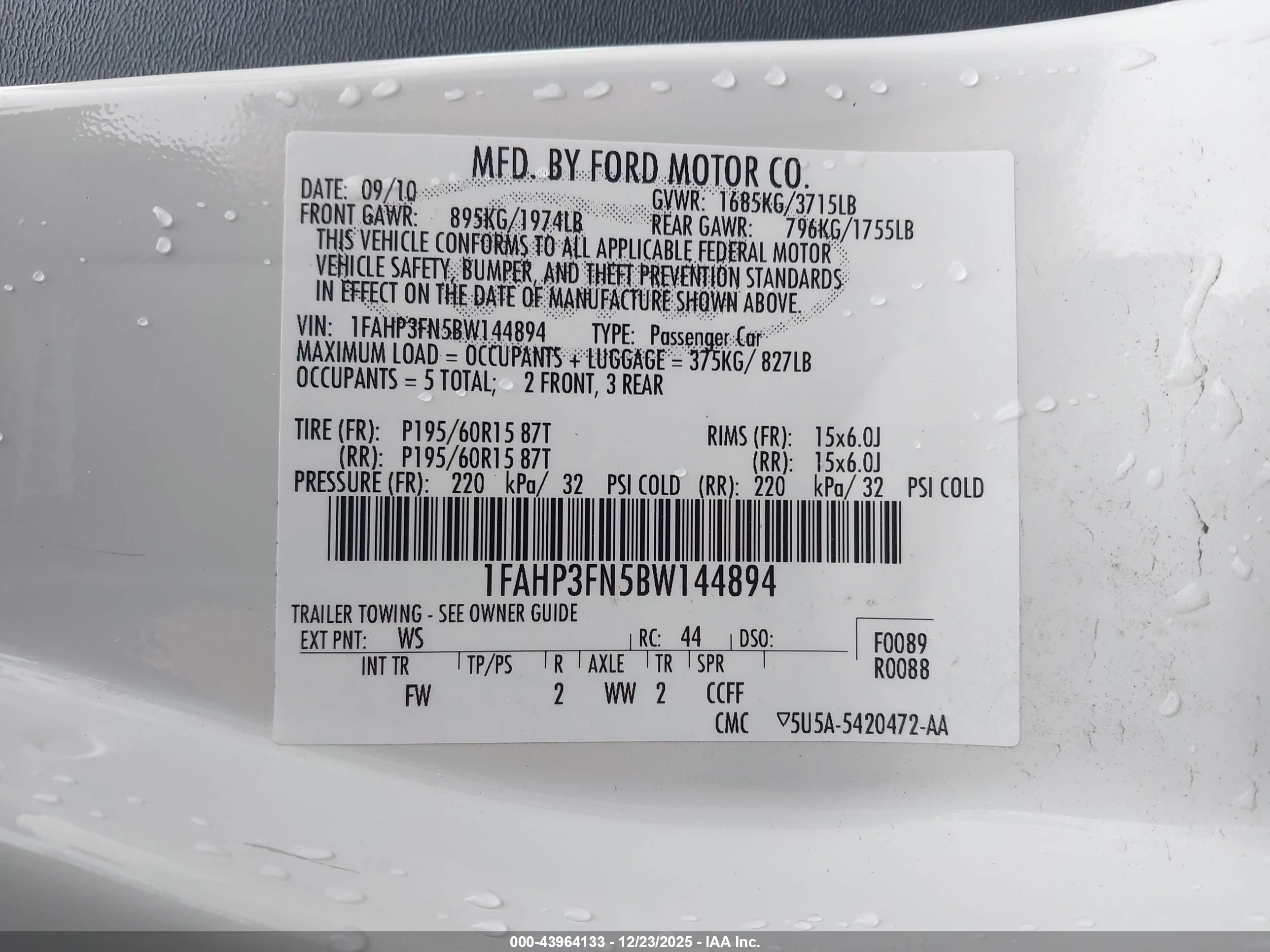 FORD FOCUS image 9