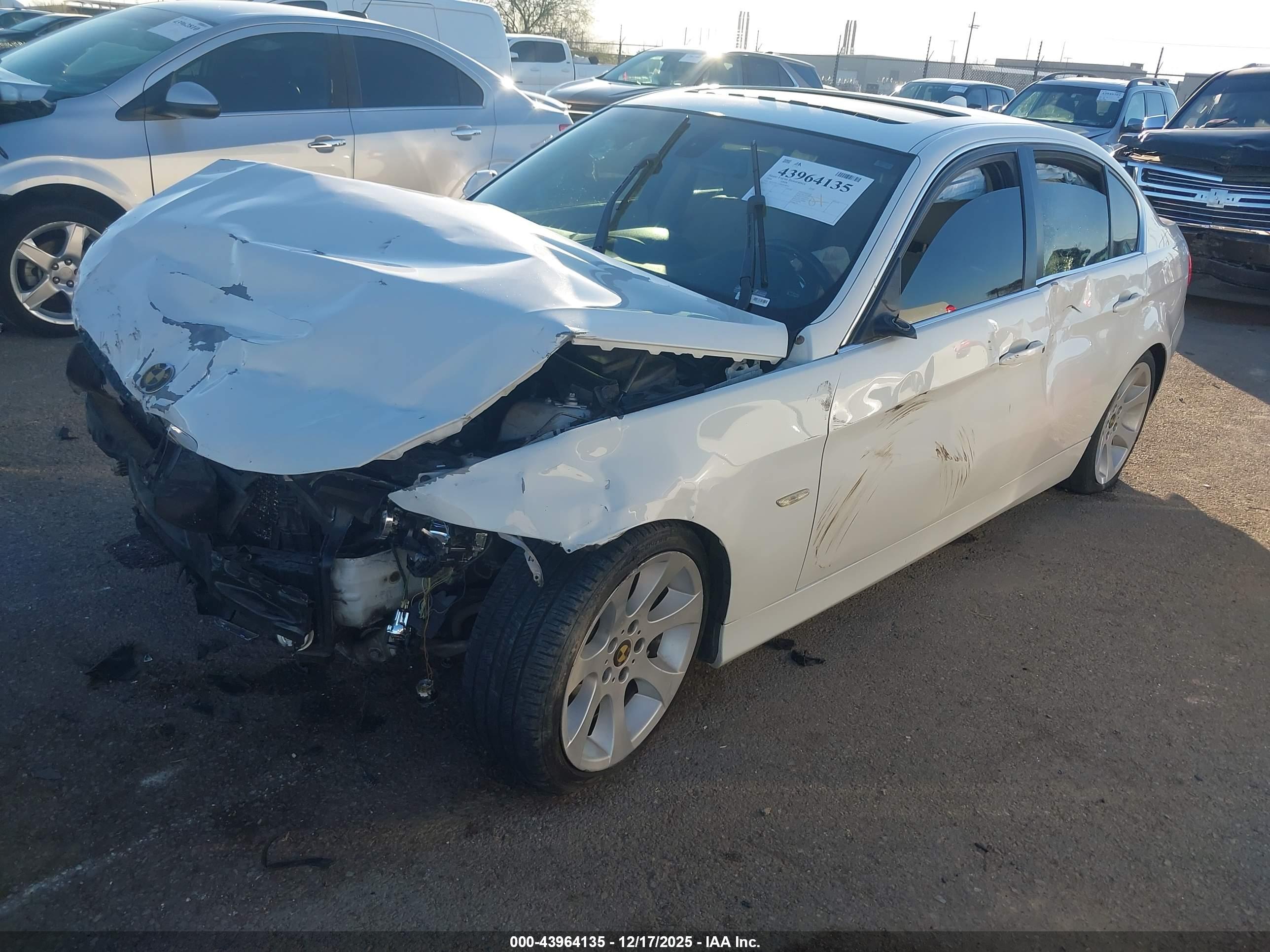 BMW 335I image 2