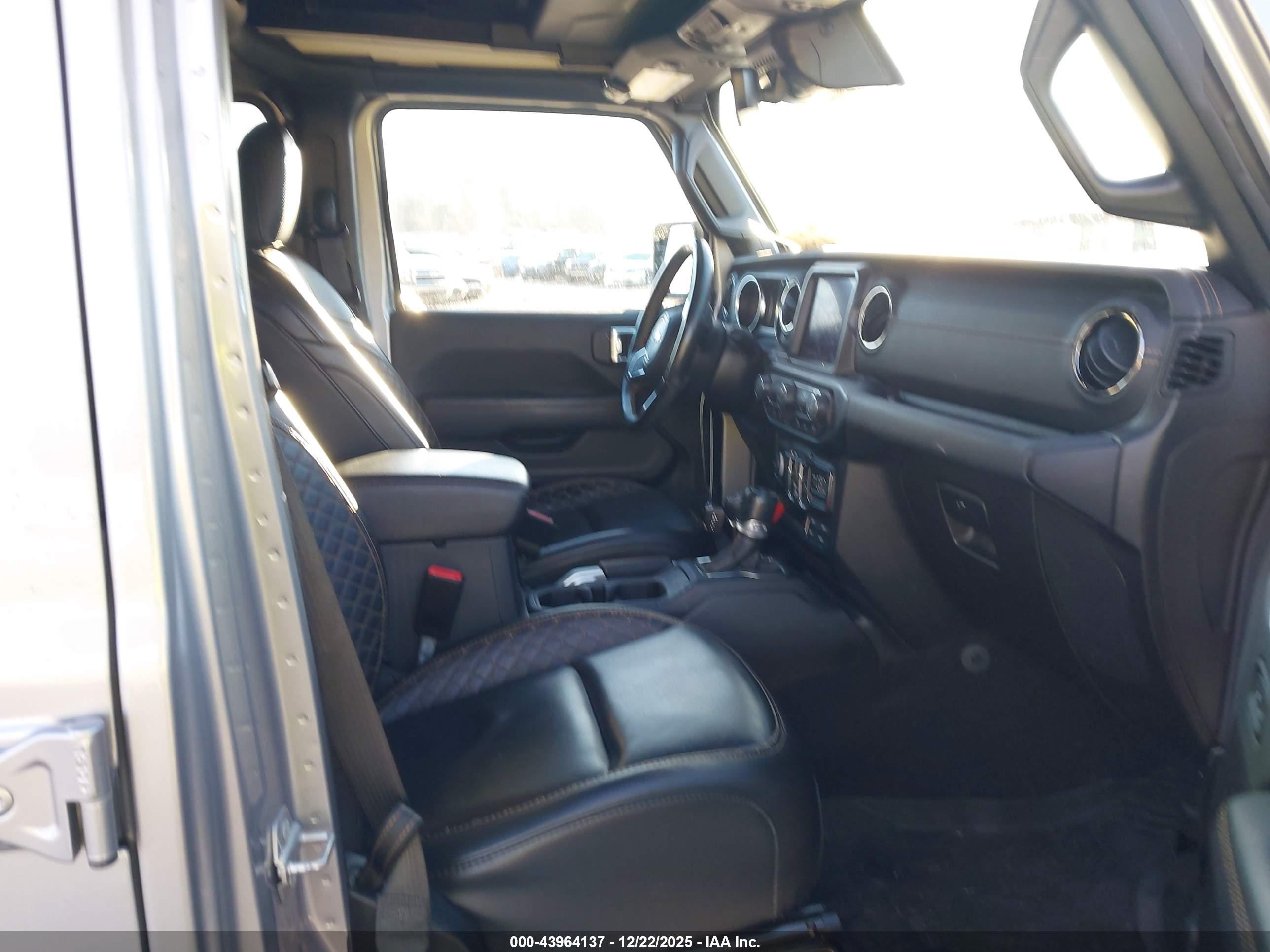 JEEP WRANGLER image 5