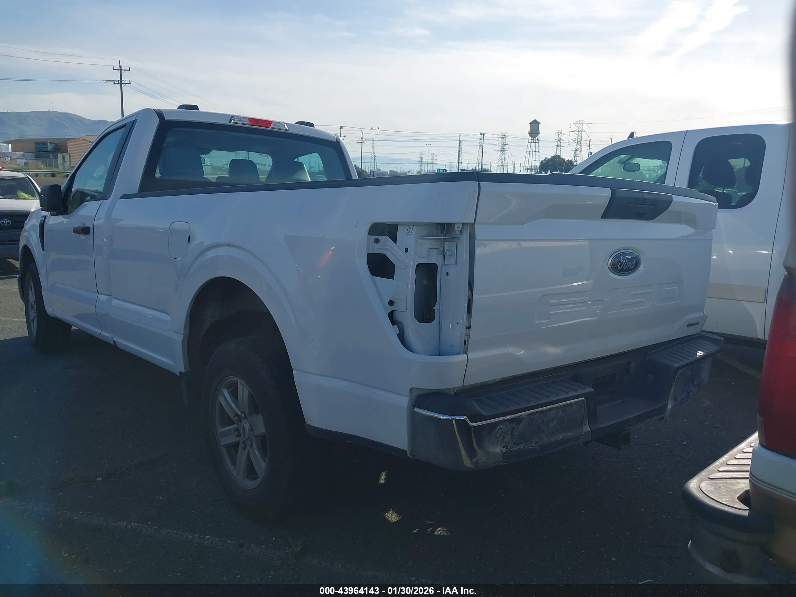 FORD F-150 image 3