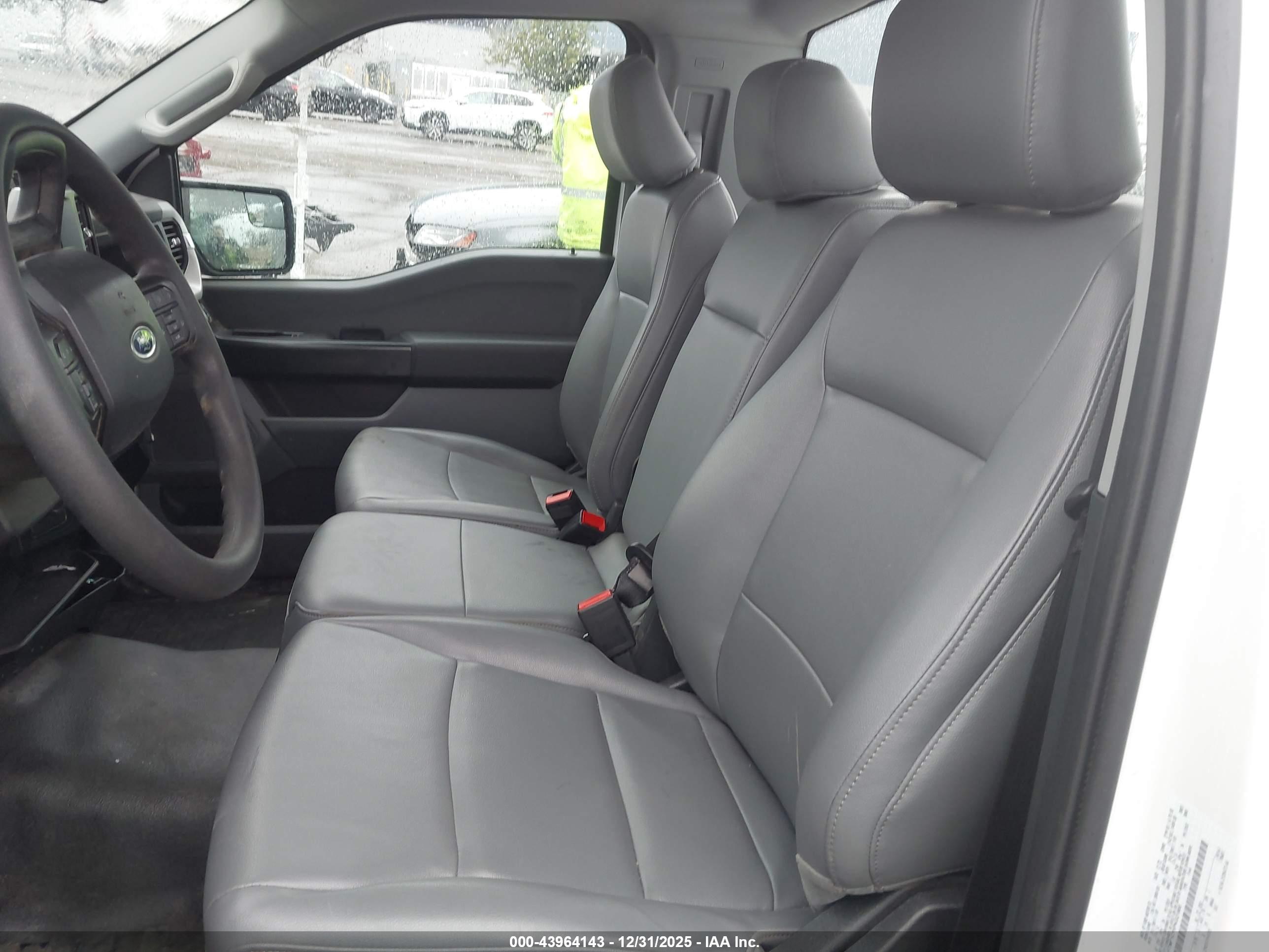 FORD F-150 image 8
