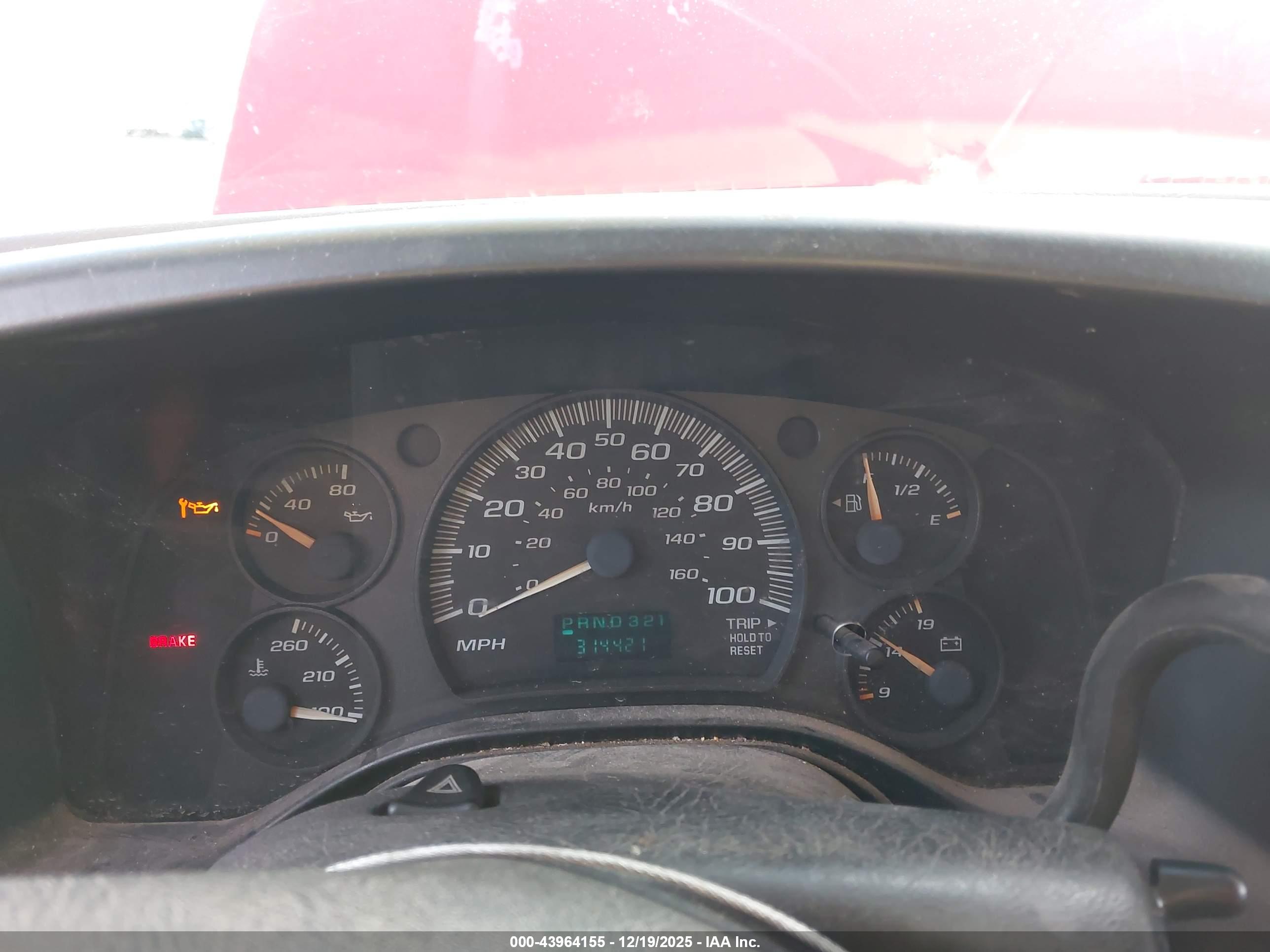 CHEVROLET EXPRESS image 7
