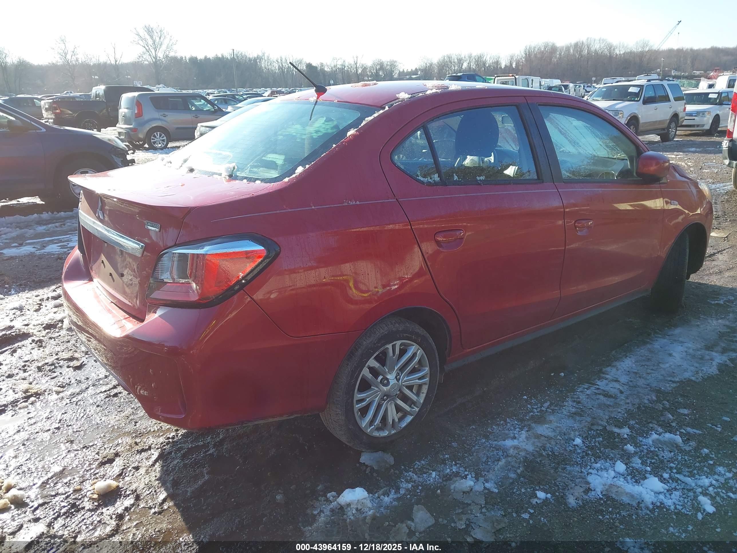 MITSUBISHI MIRAGE image 4