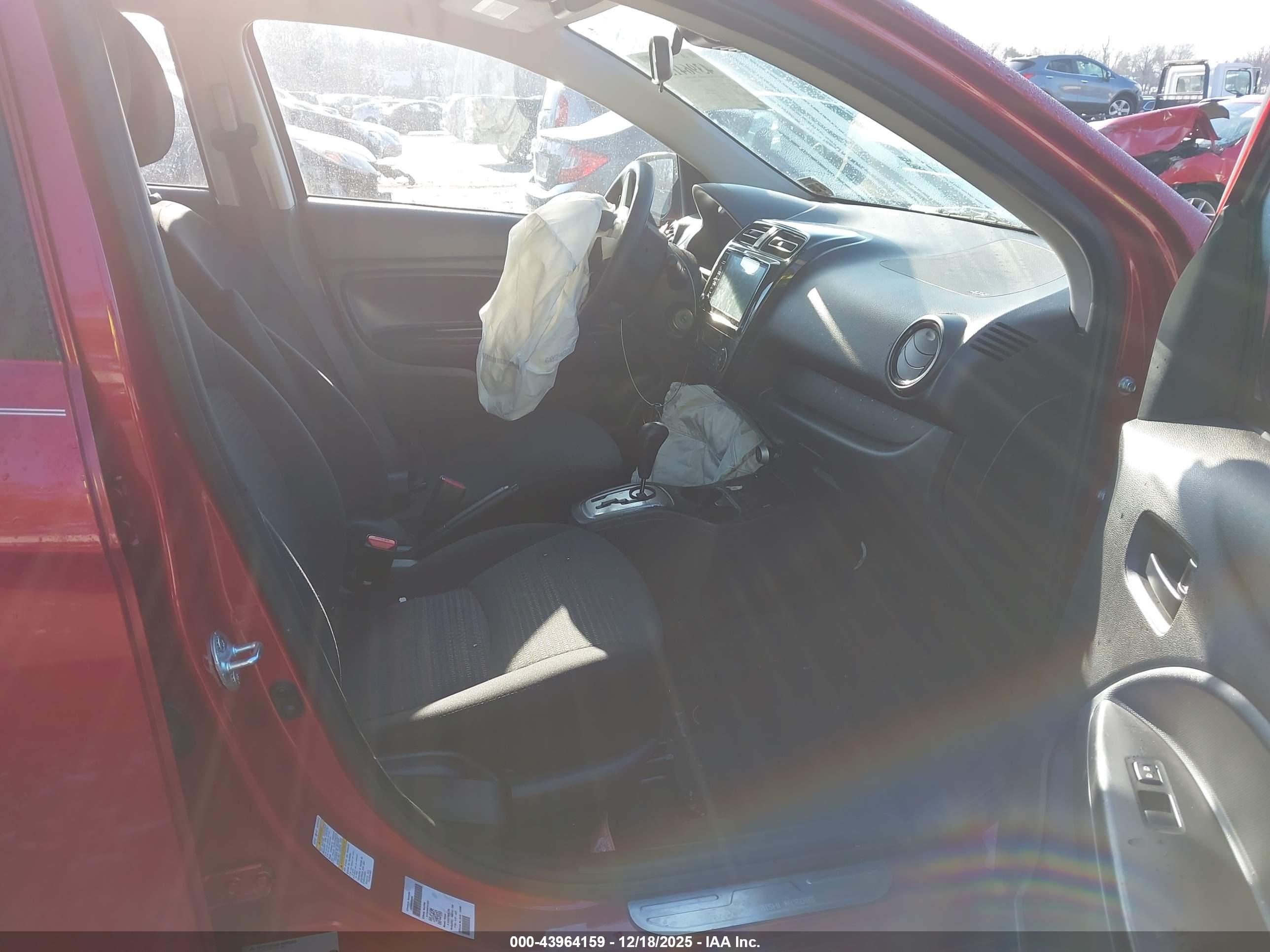 MITSUBISHI MIRAGE image 5