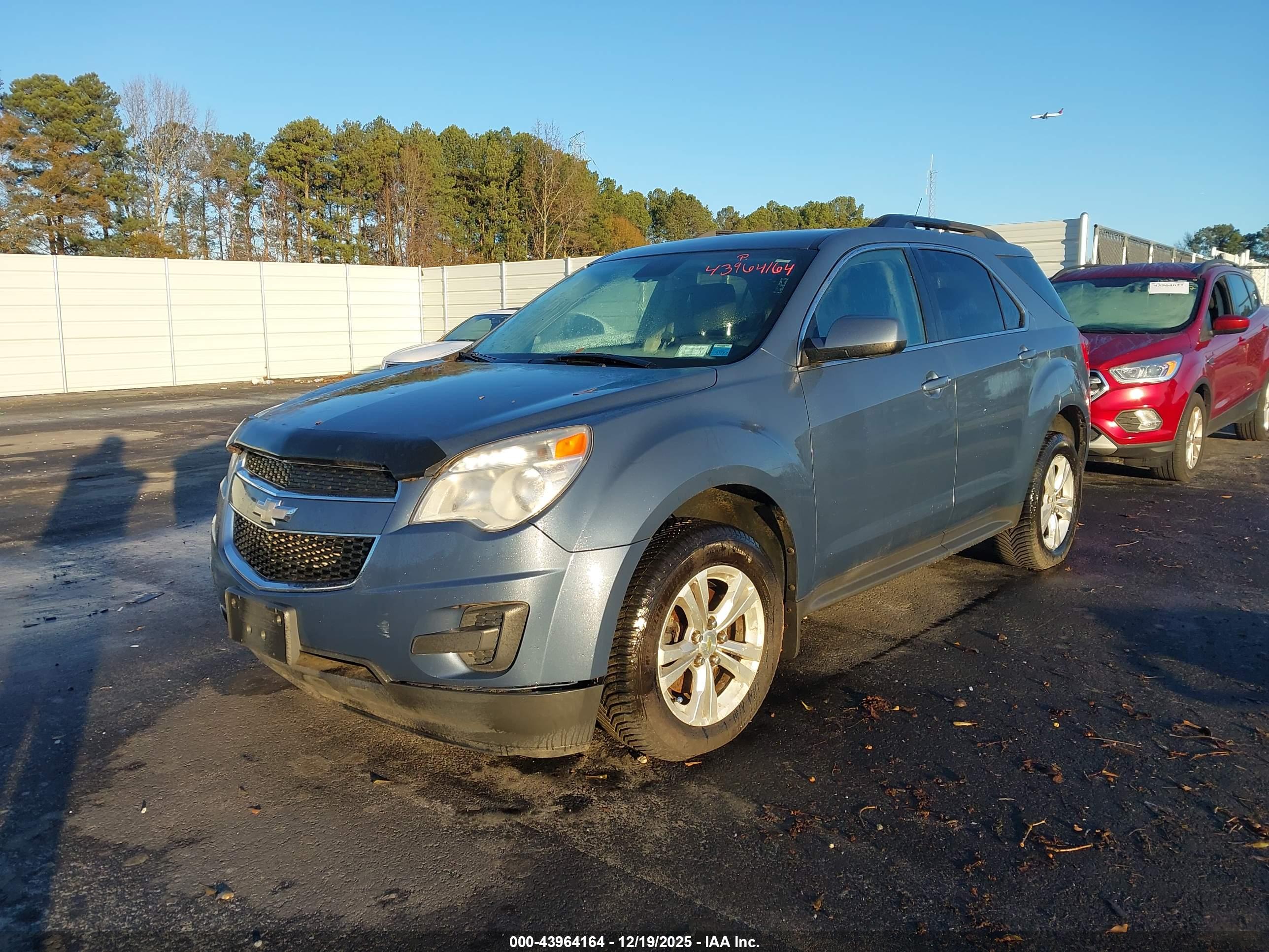 CHEVROLET EQUINOX image 2