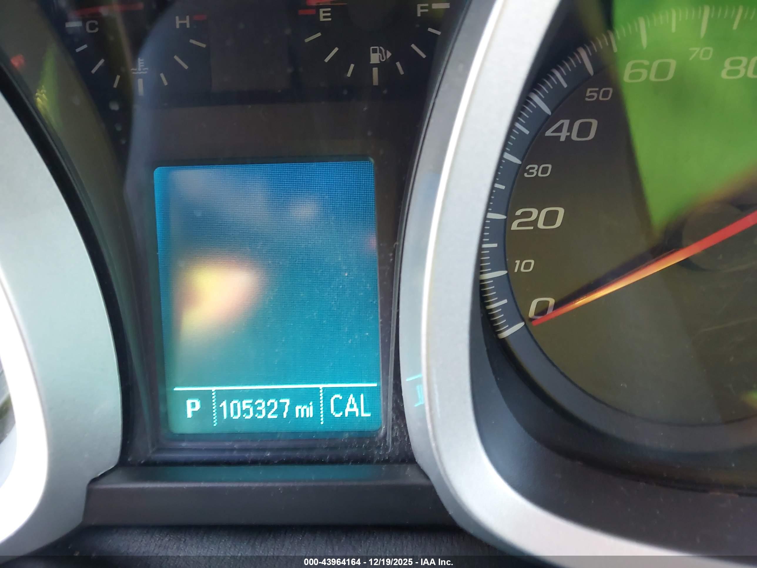 CHEVROLET EQUINOX image 7
