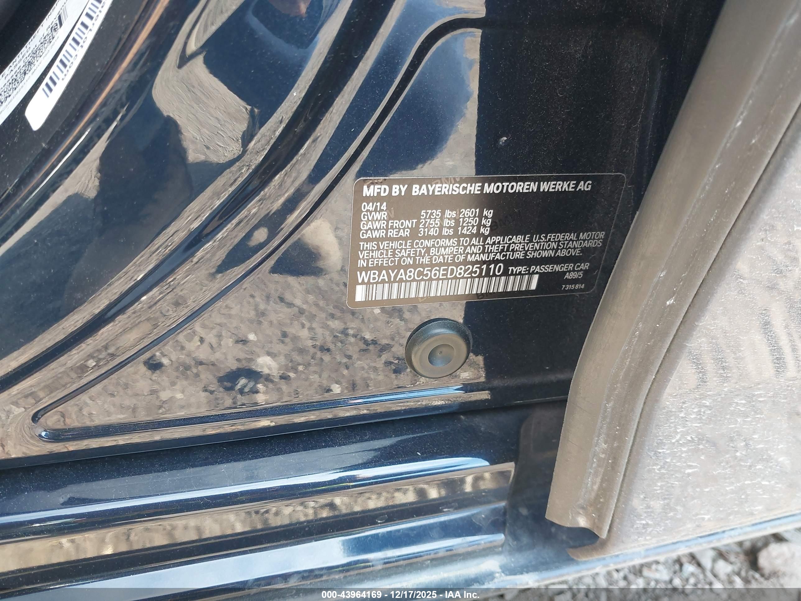 BMW 750I image 9
