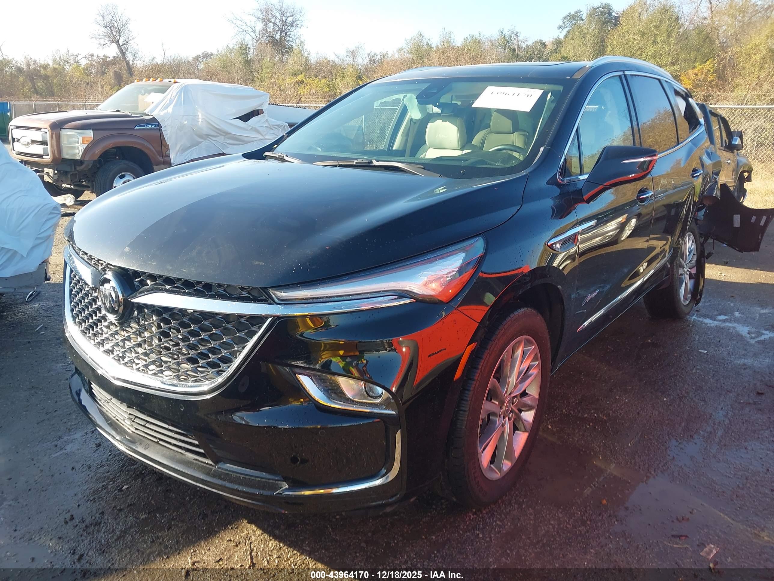 BUICK ENCLAVE image 2