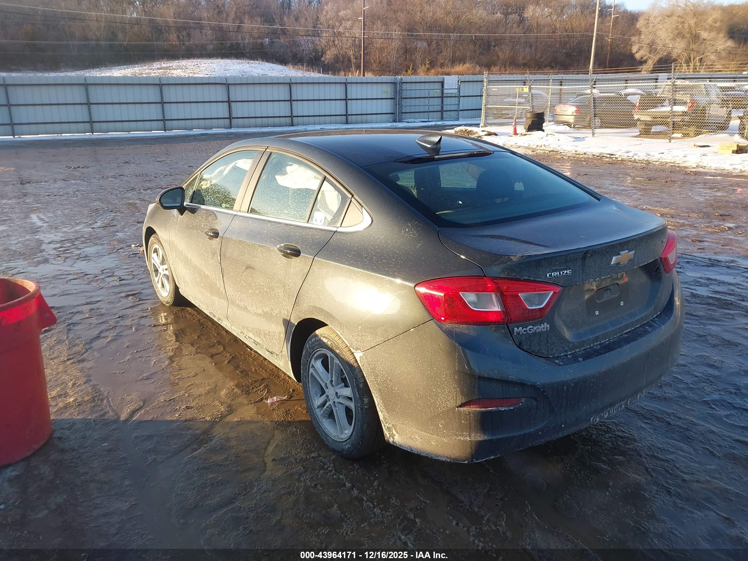 CHEVROLET CRUZE image 3