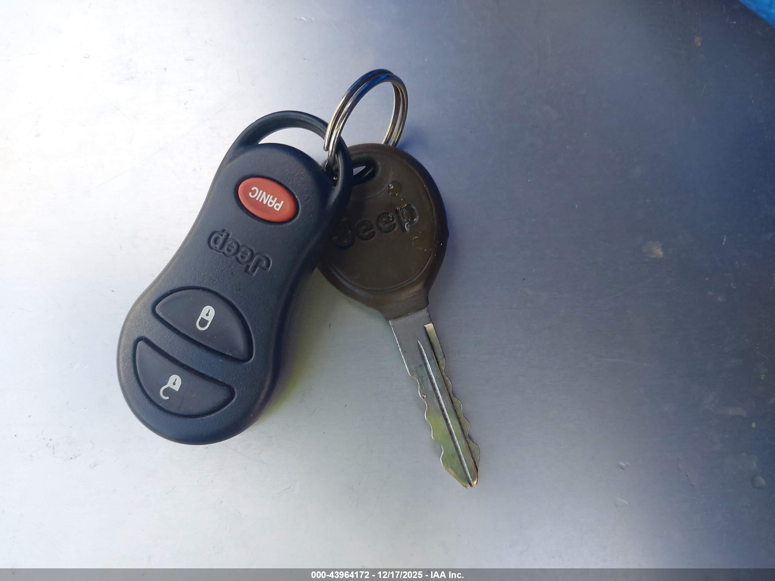 JEEP GRAND image 11