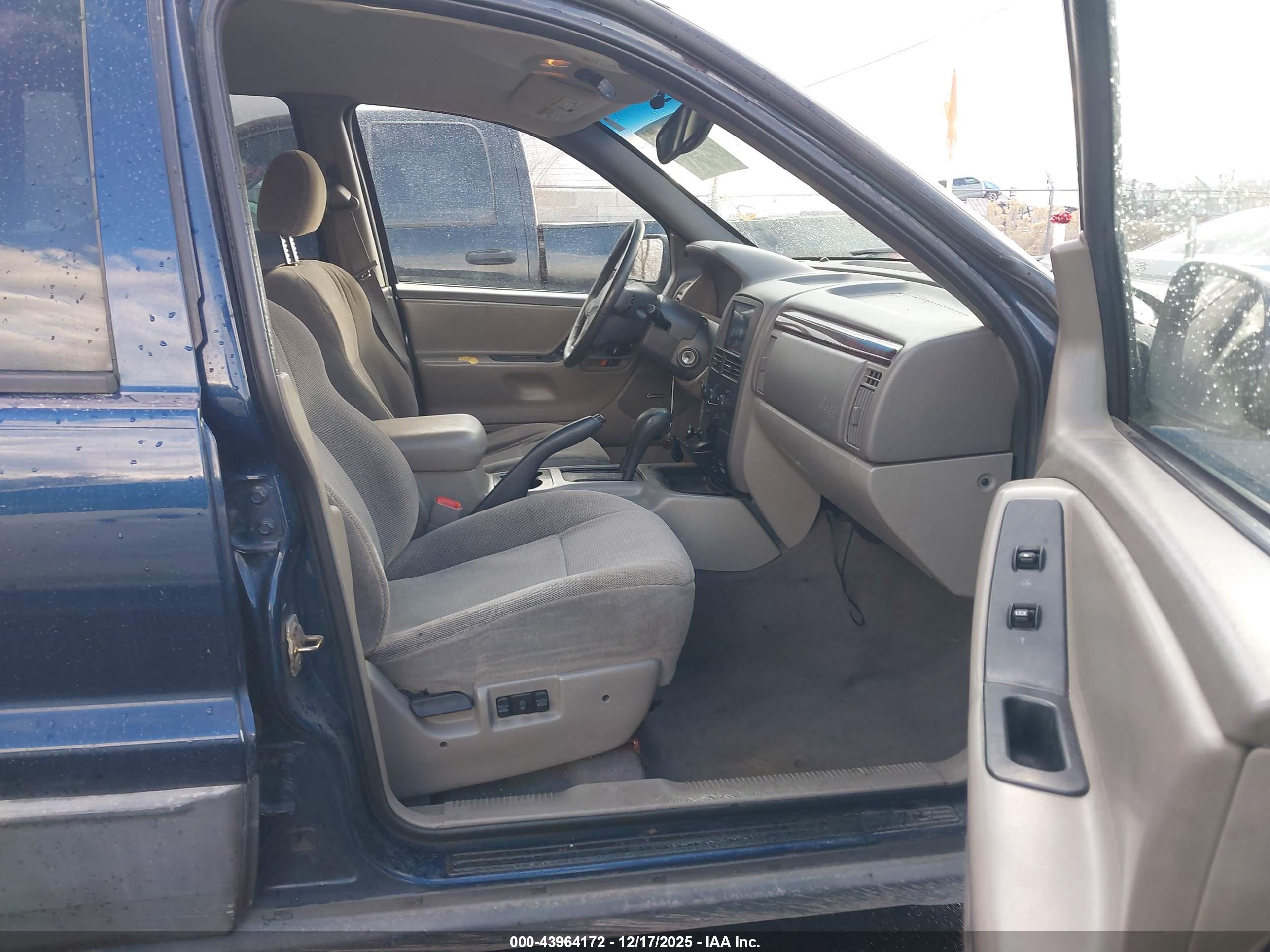 JEEP GRAND image 5
