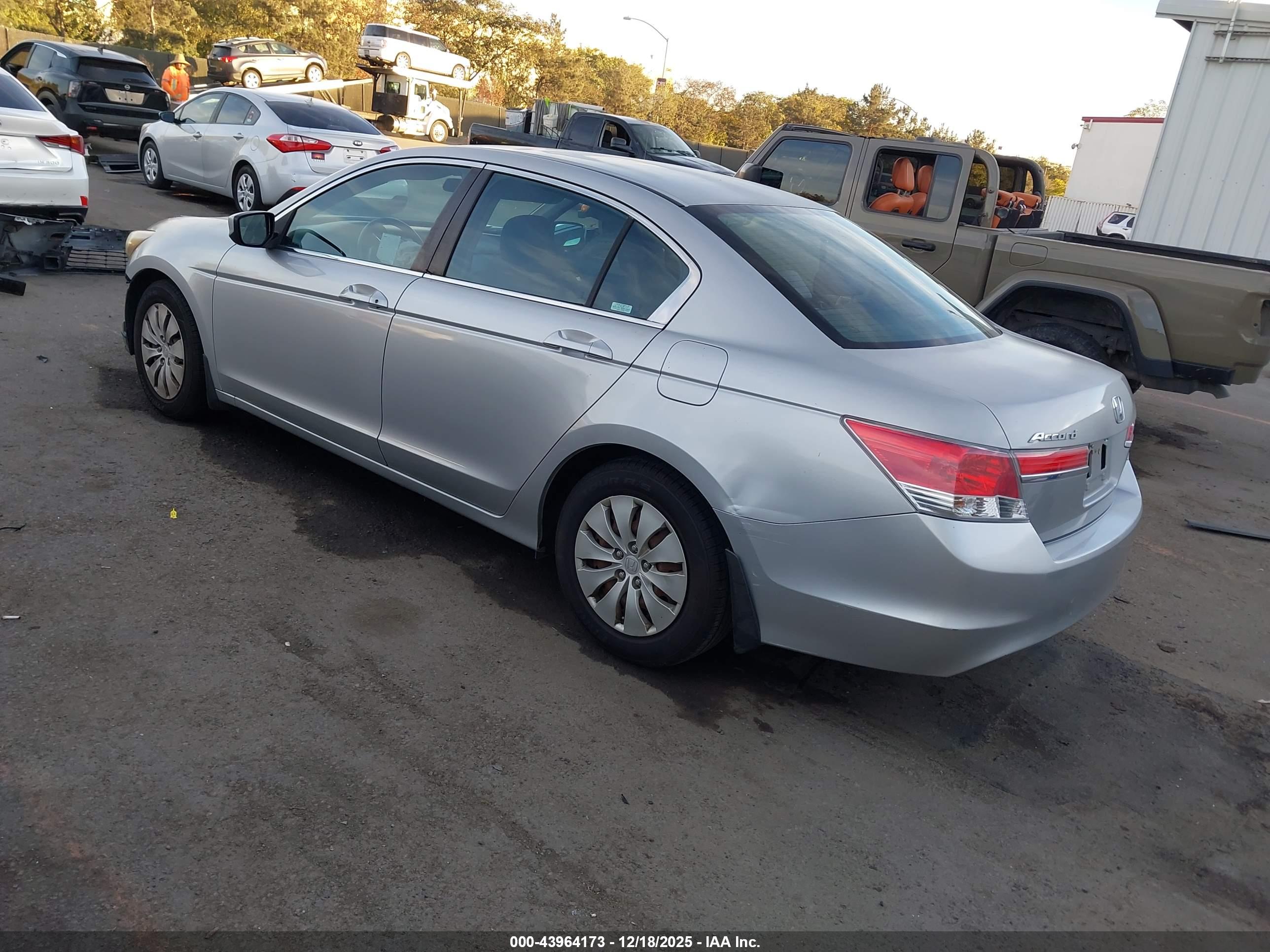 HONDA ACCORD image 3