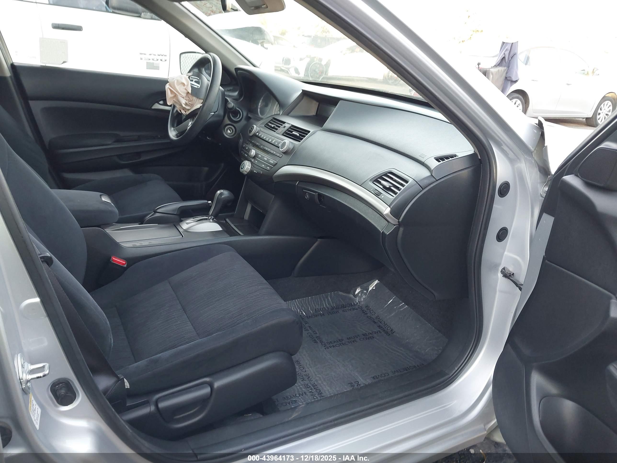 HONDA ACCORD image 5