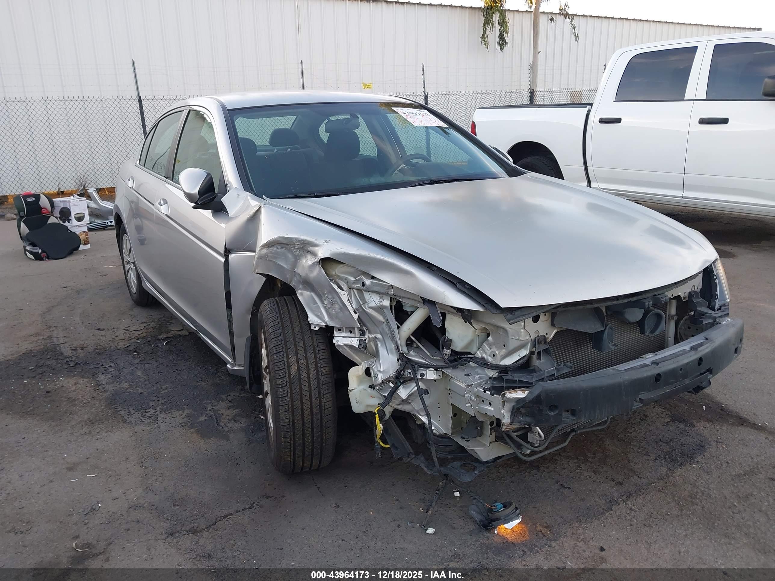 HONDA ACCORD image 6