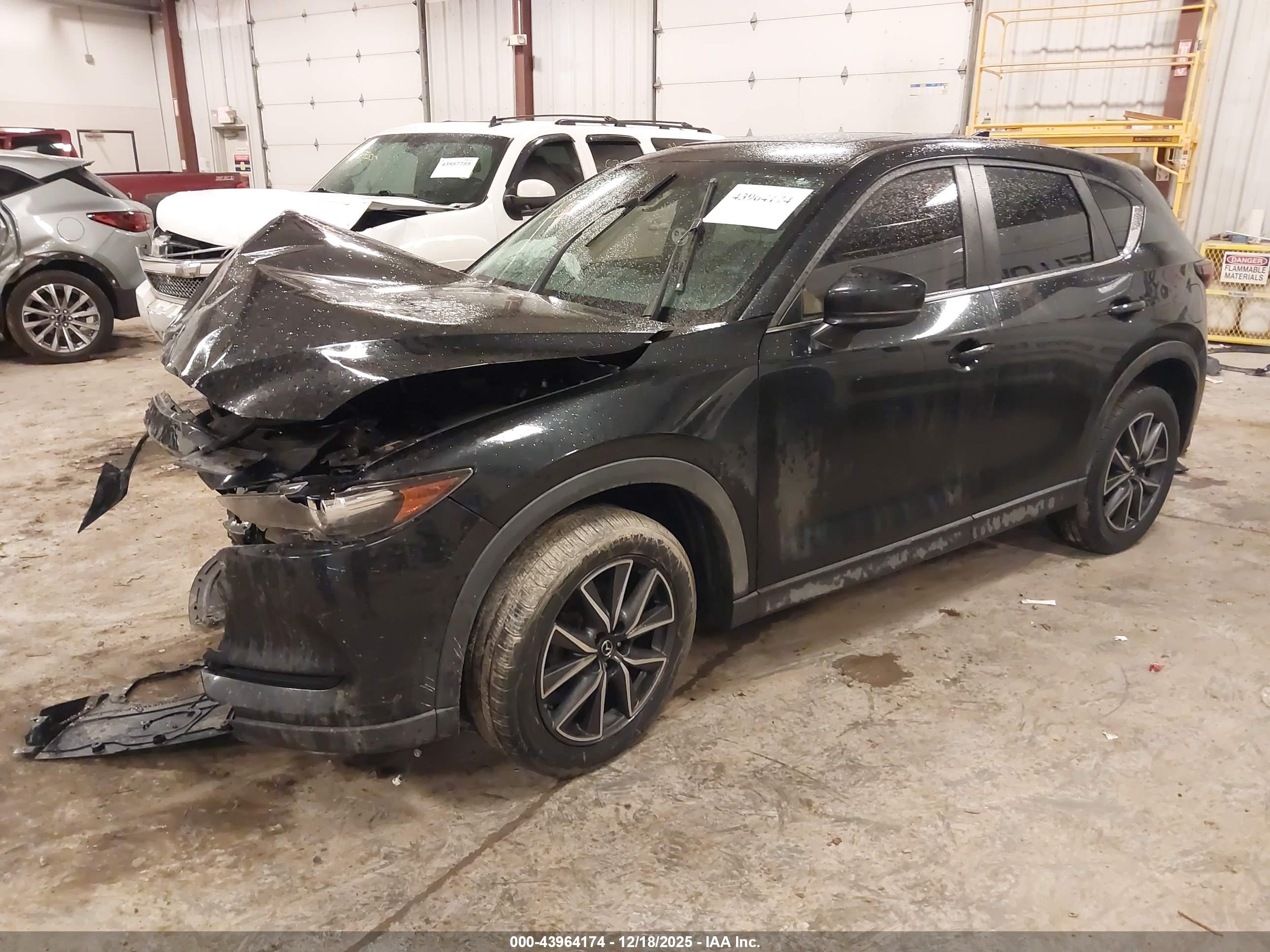 MAZDA CX-5 image 2
