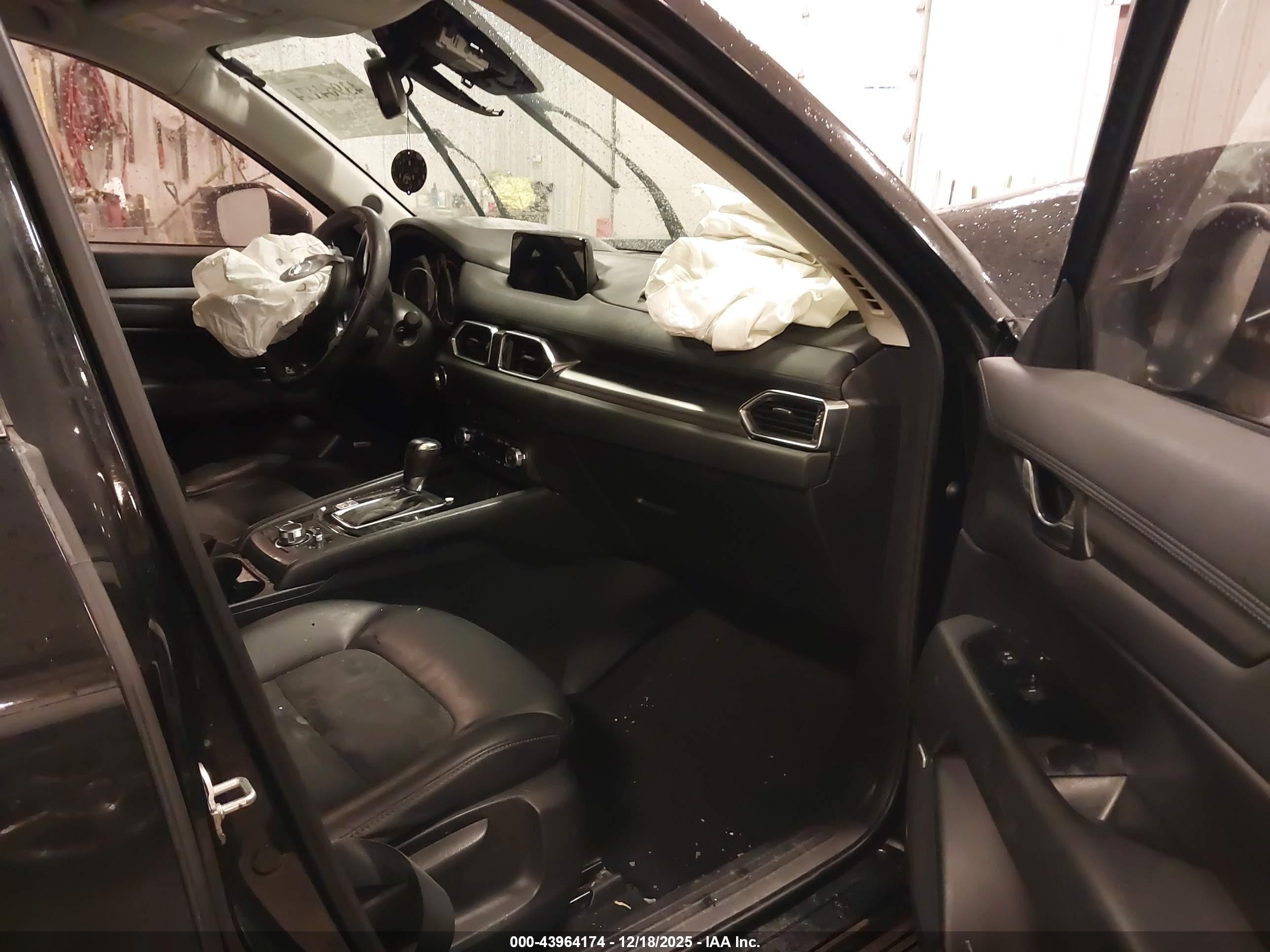 MAZDA CX-5 image 5