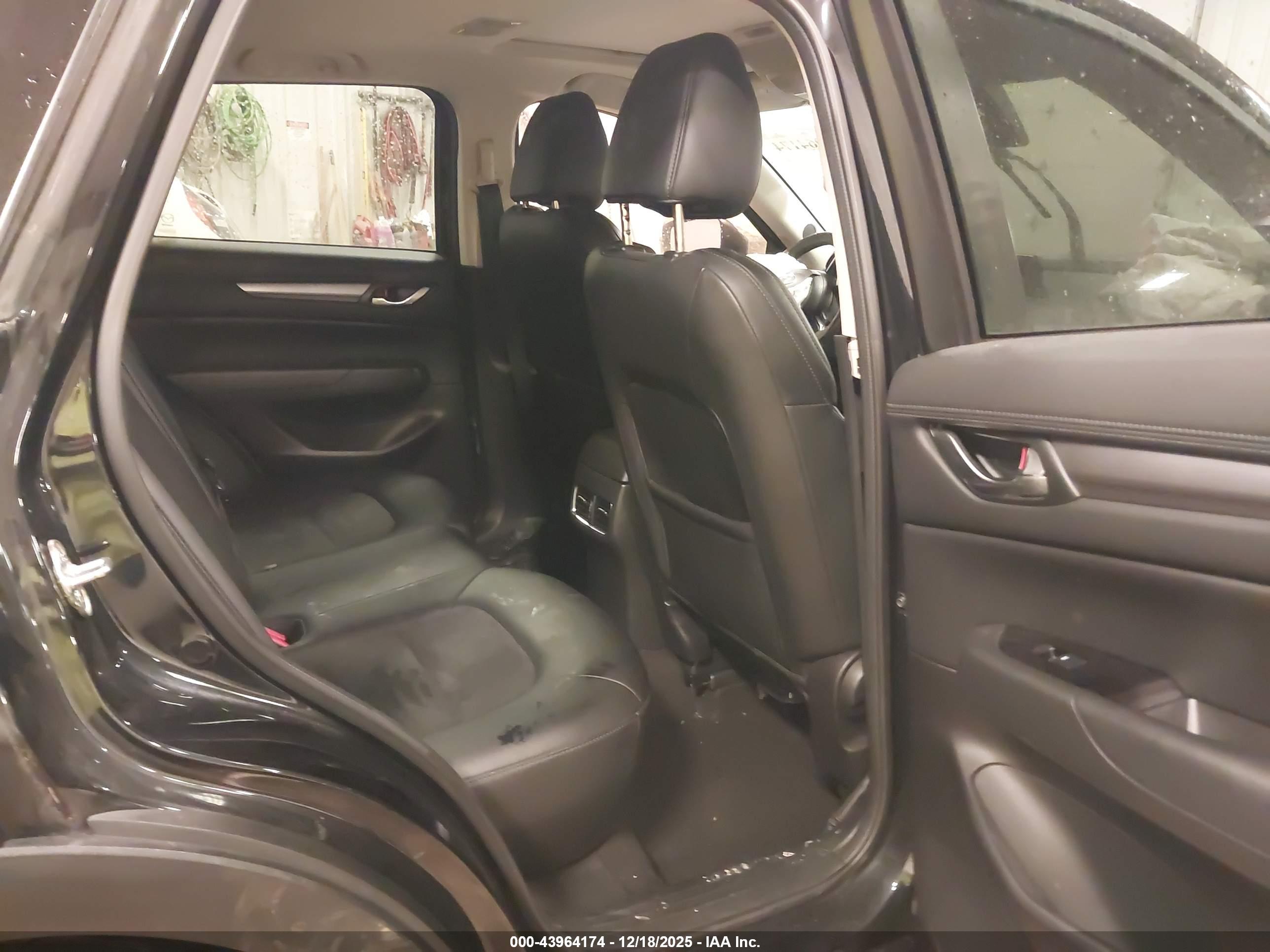 MAZDA CX-5 image 8