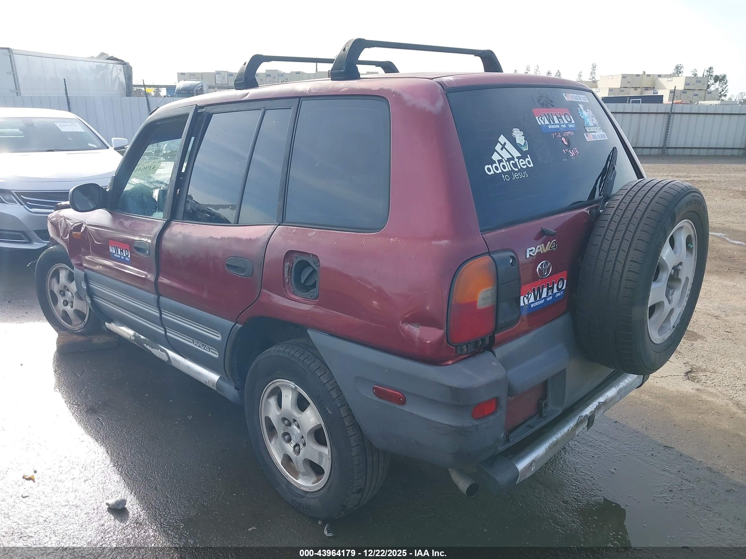 TOYOTA RAV4 image 3