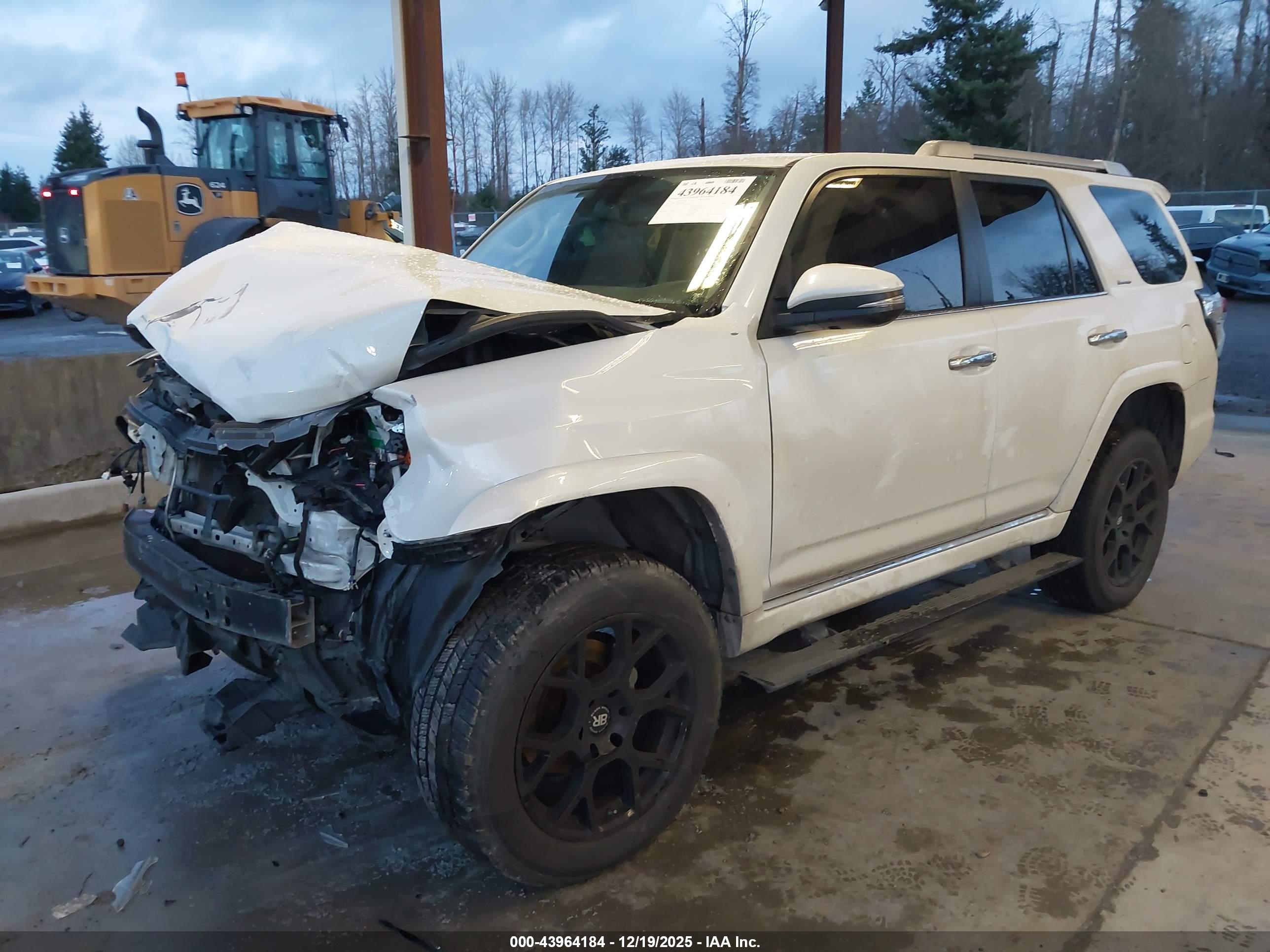 TOYOTA 4RUNNER image 2