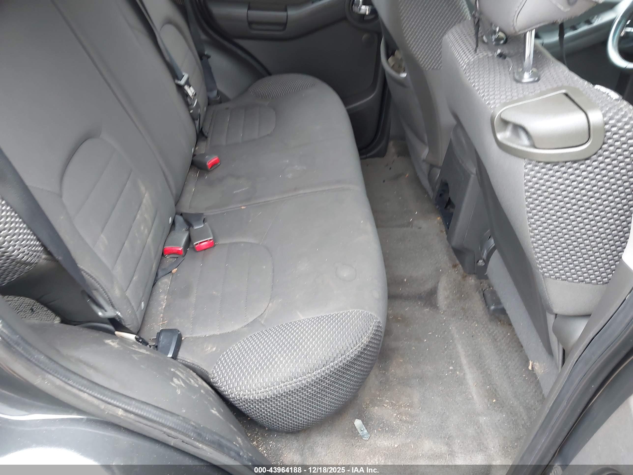 NISSAN XTERRA image 8