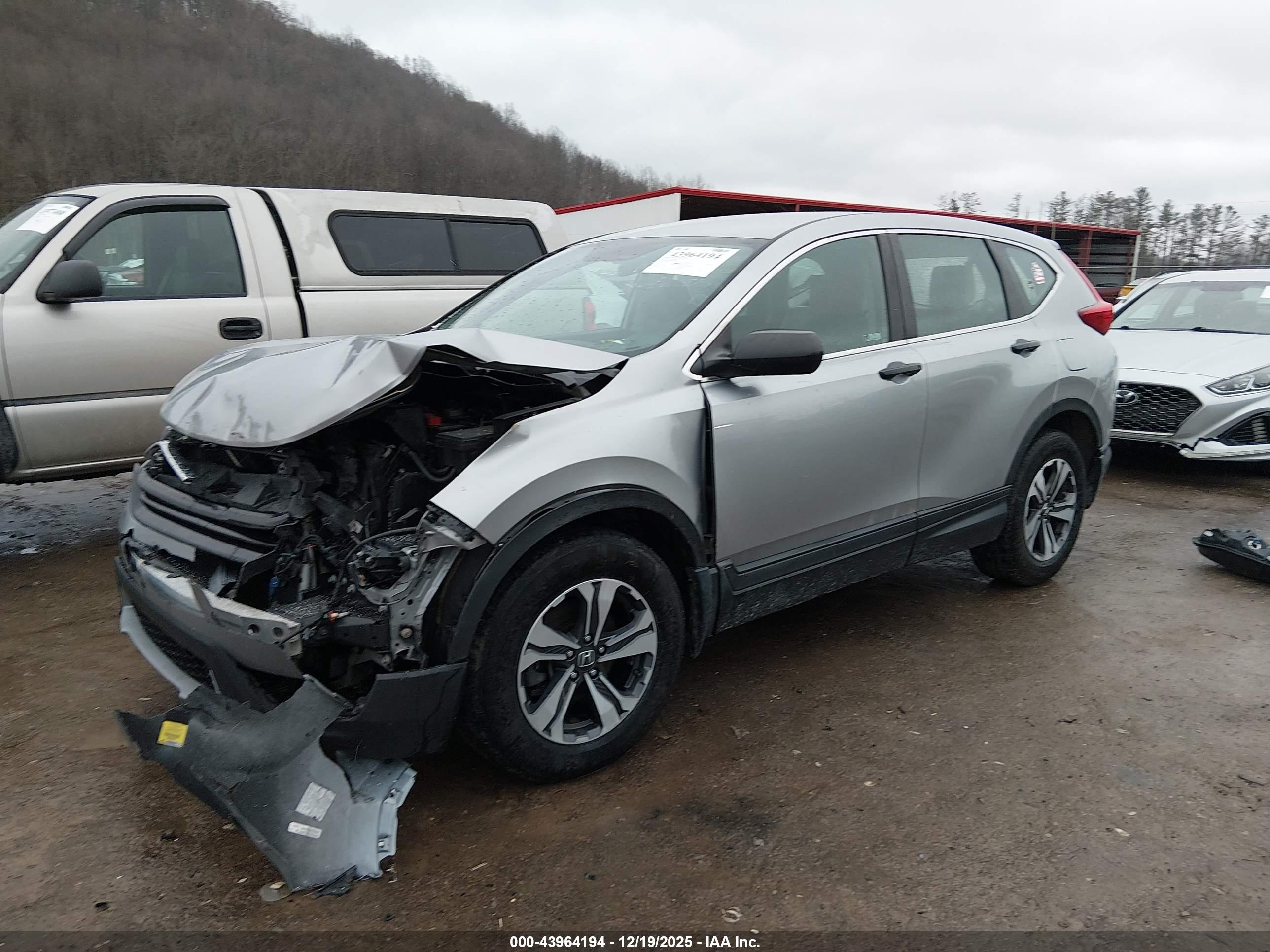 HONDA CR-V image 2