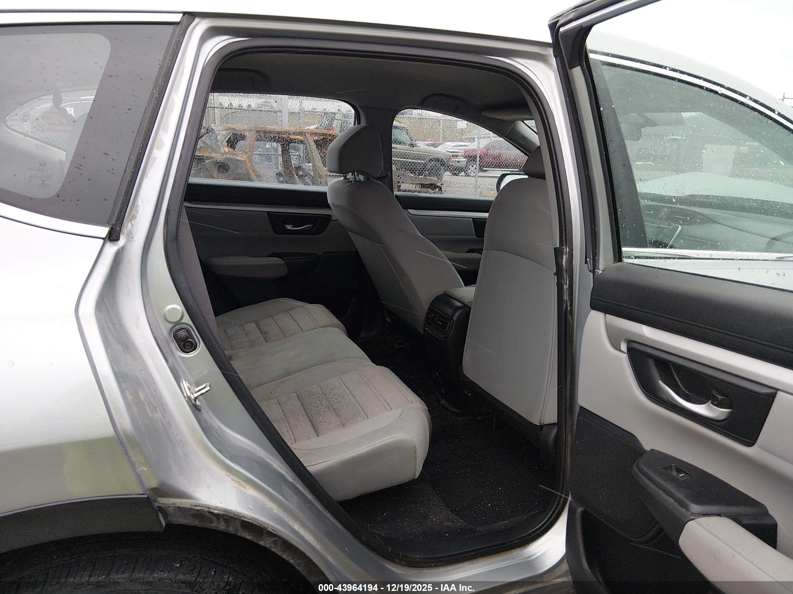 HONDA CR-V image 8