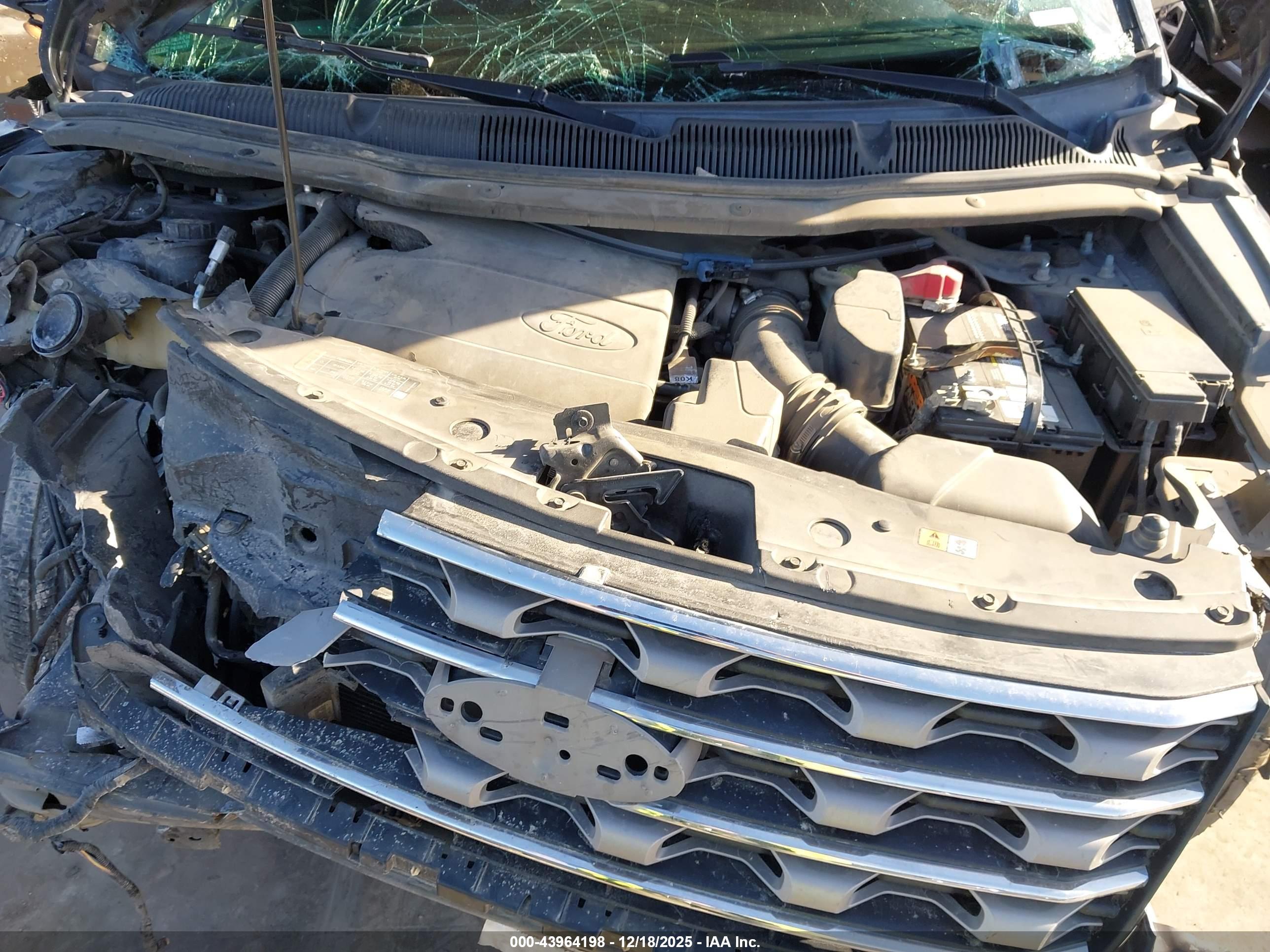 FORD EXPLORER image 10