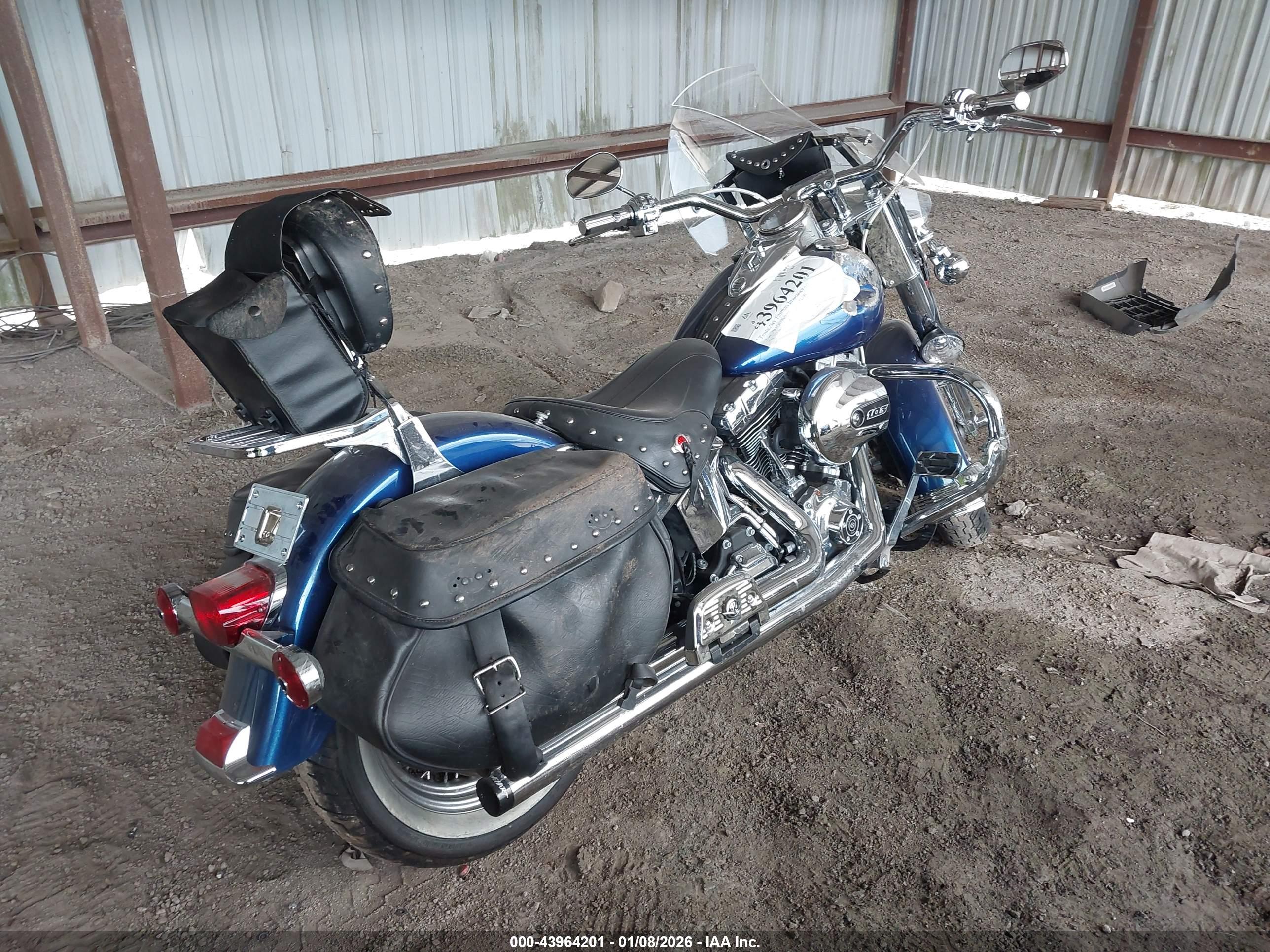 HARLEY-DAVIDSON FLSTC image 4