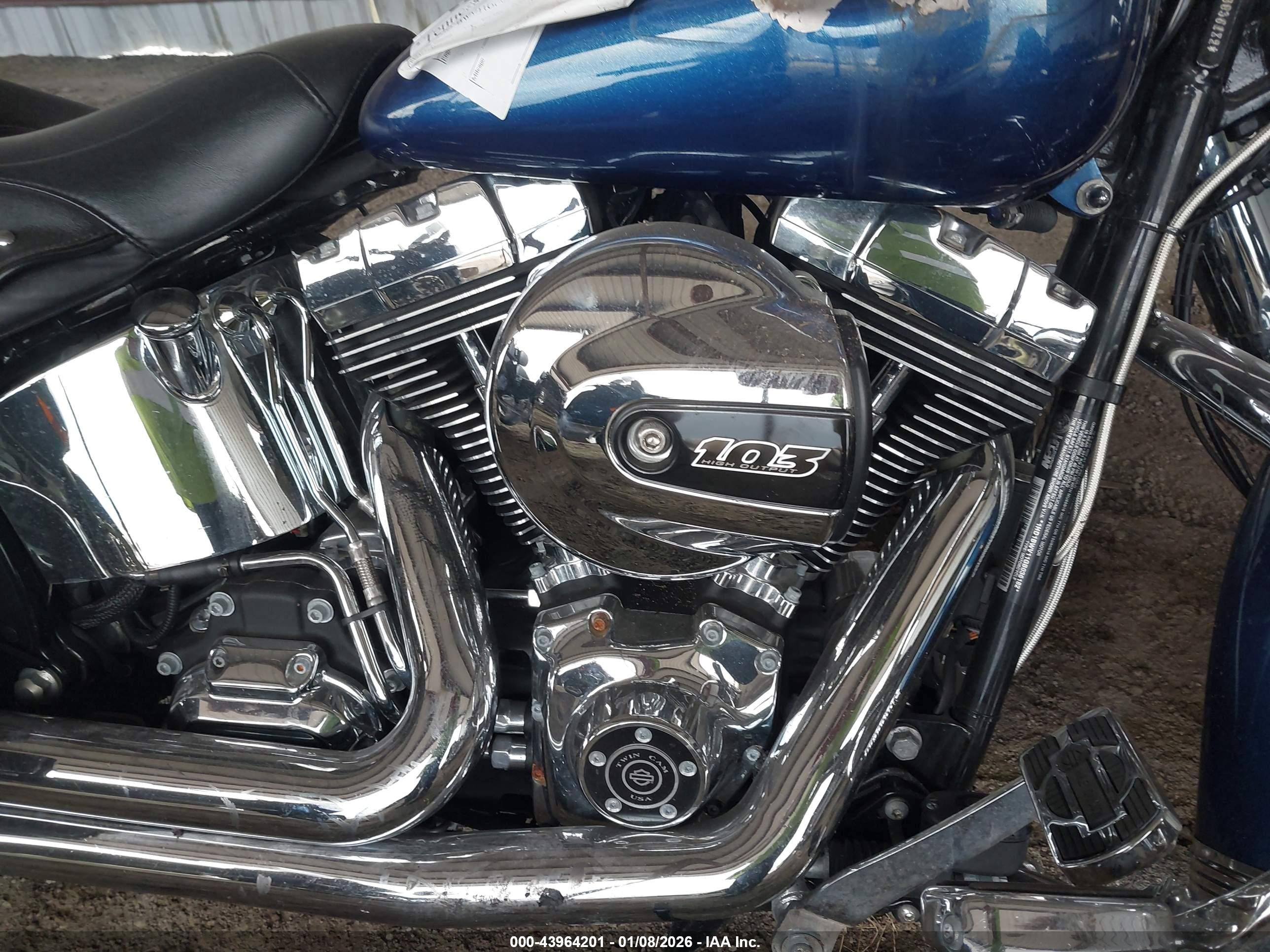 HARLEY-DAVIDSON FLSTC image 8