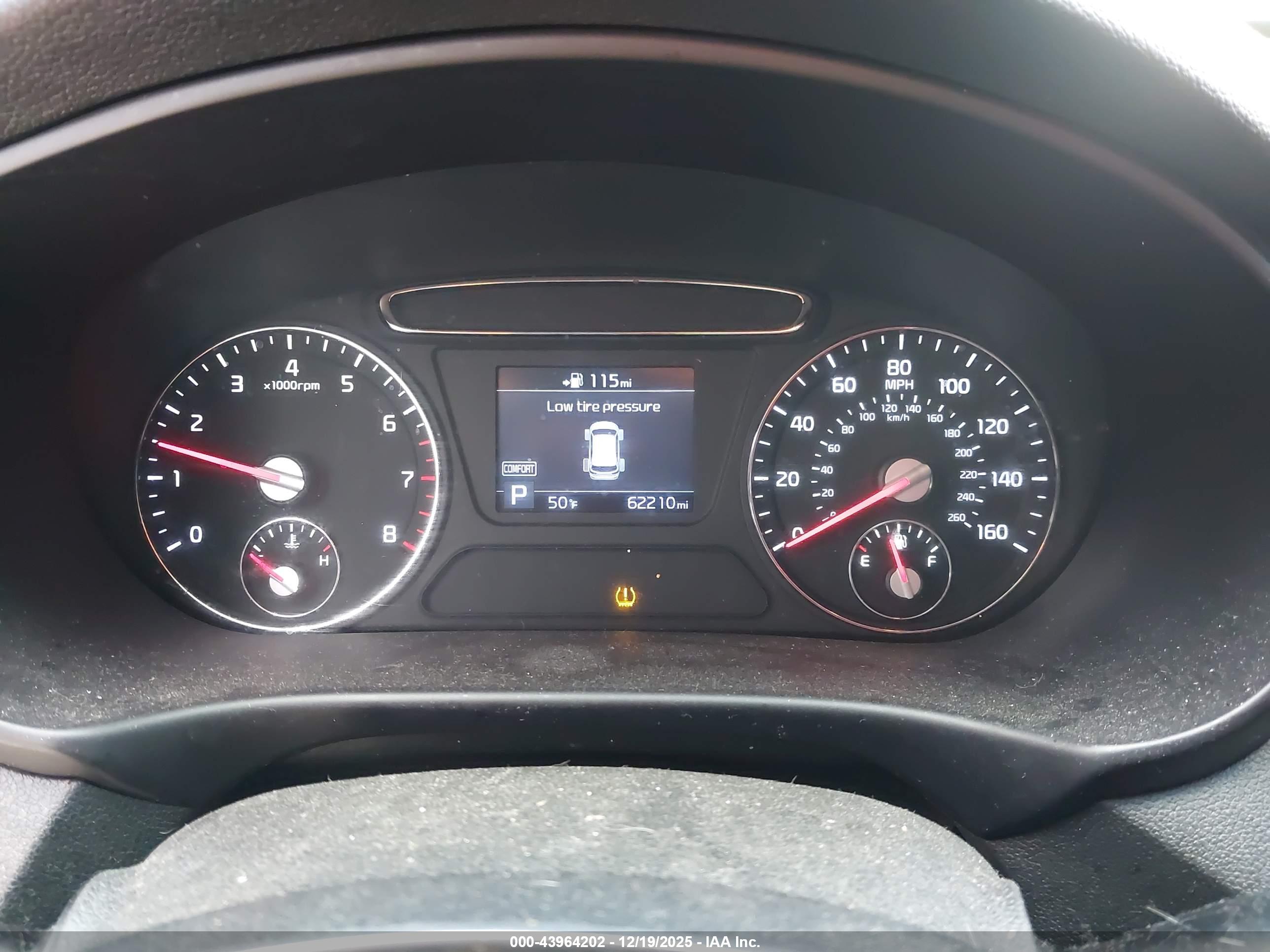 KIA SORENTO image 7