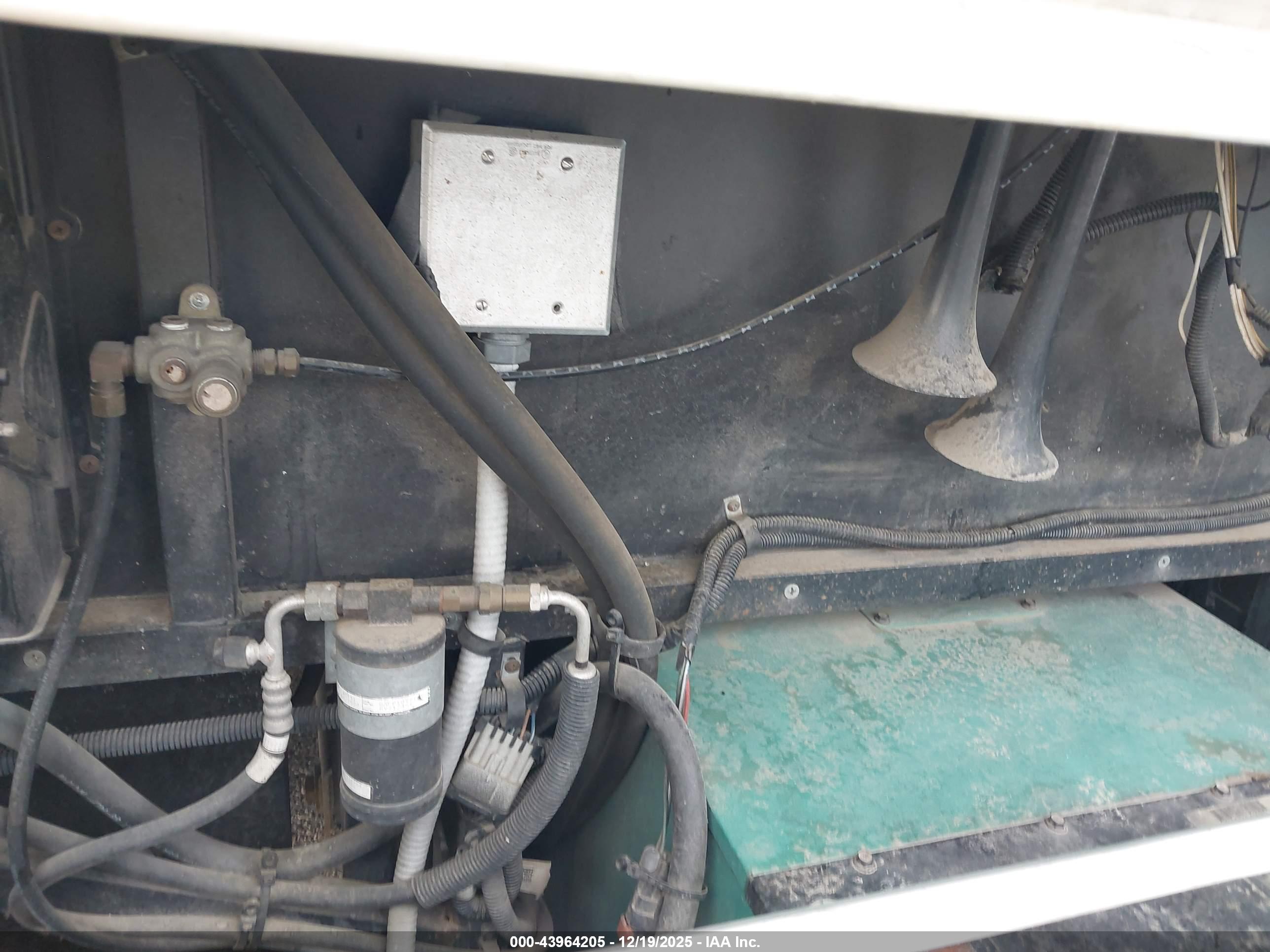 BOUNDER 39FT image 10