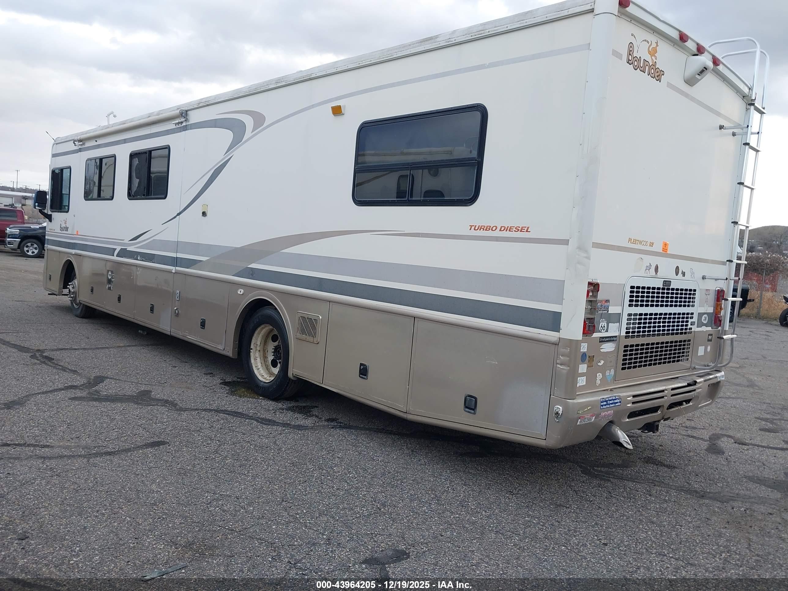 BOUNDER 39FT image 3