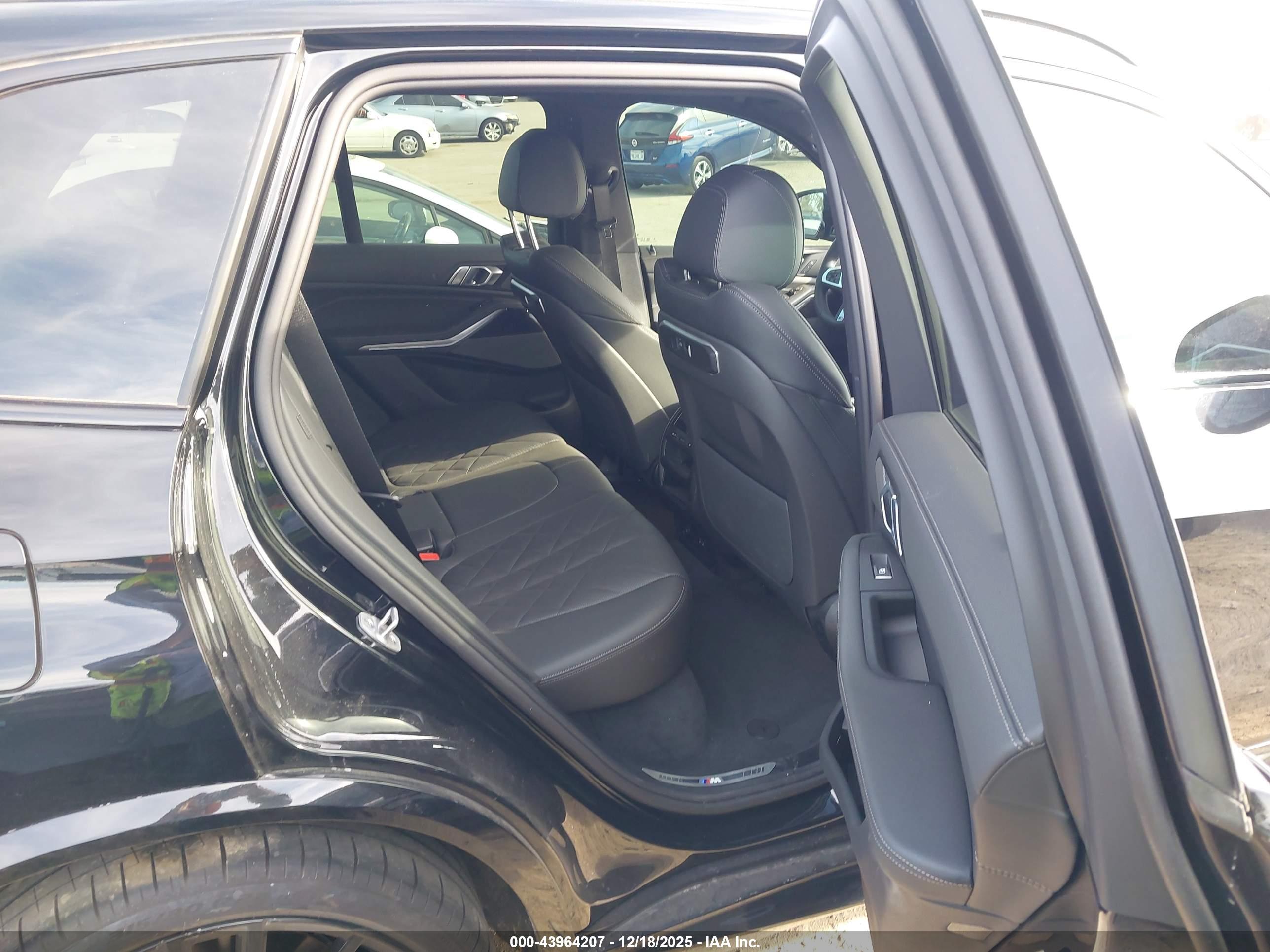 BMW X5 image 8