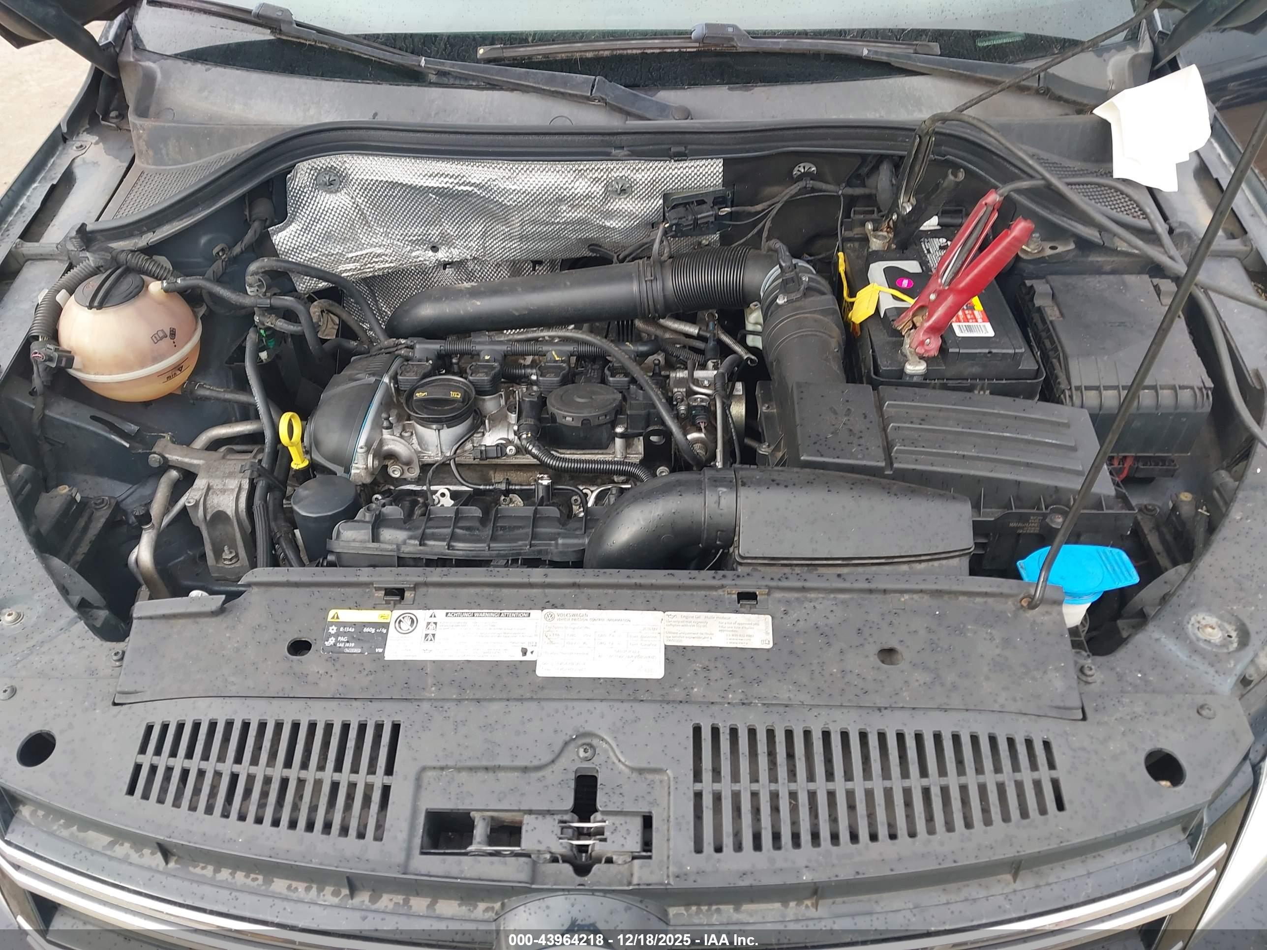 VOLKSWAGEN TIGUAN image 10