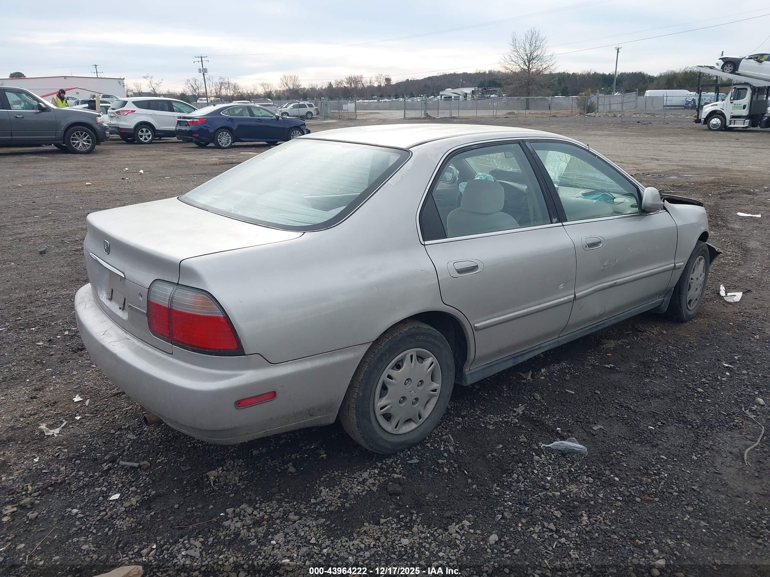 HONDA ACCORD image 4