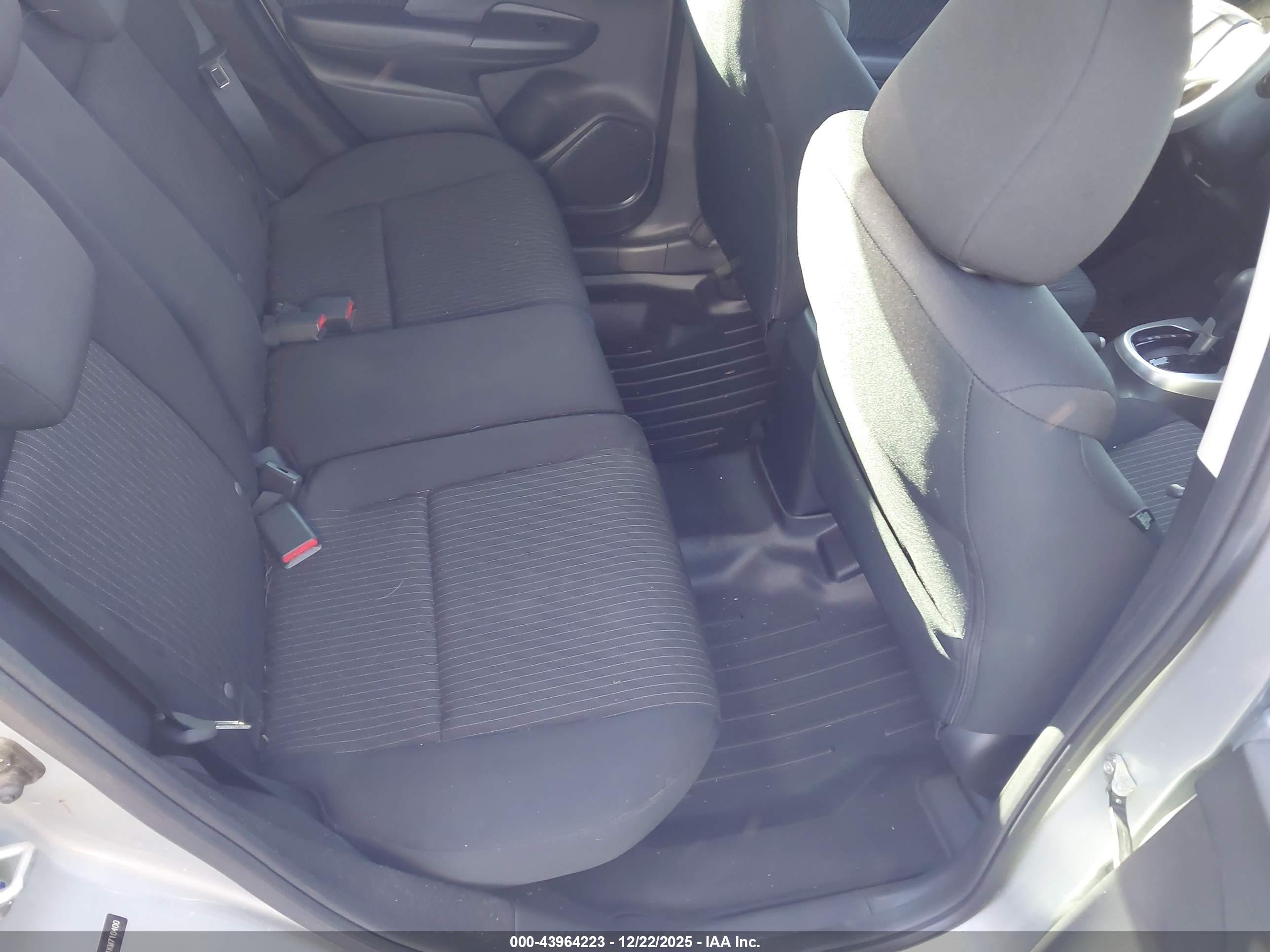 HONDA FIT image 8