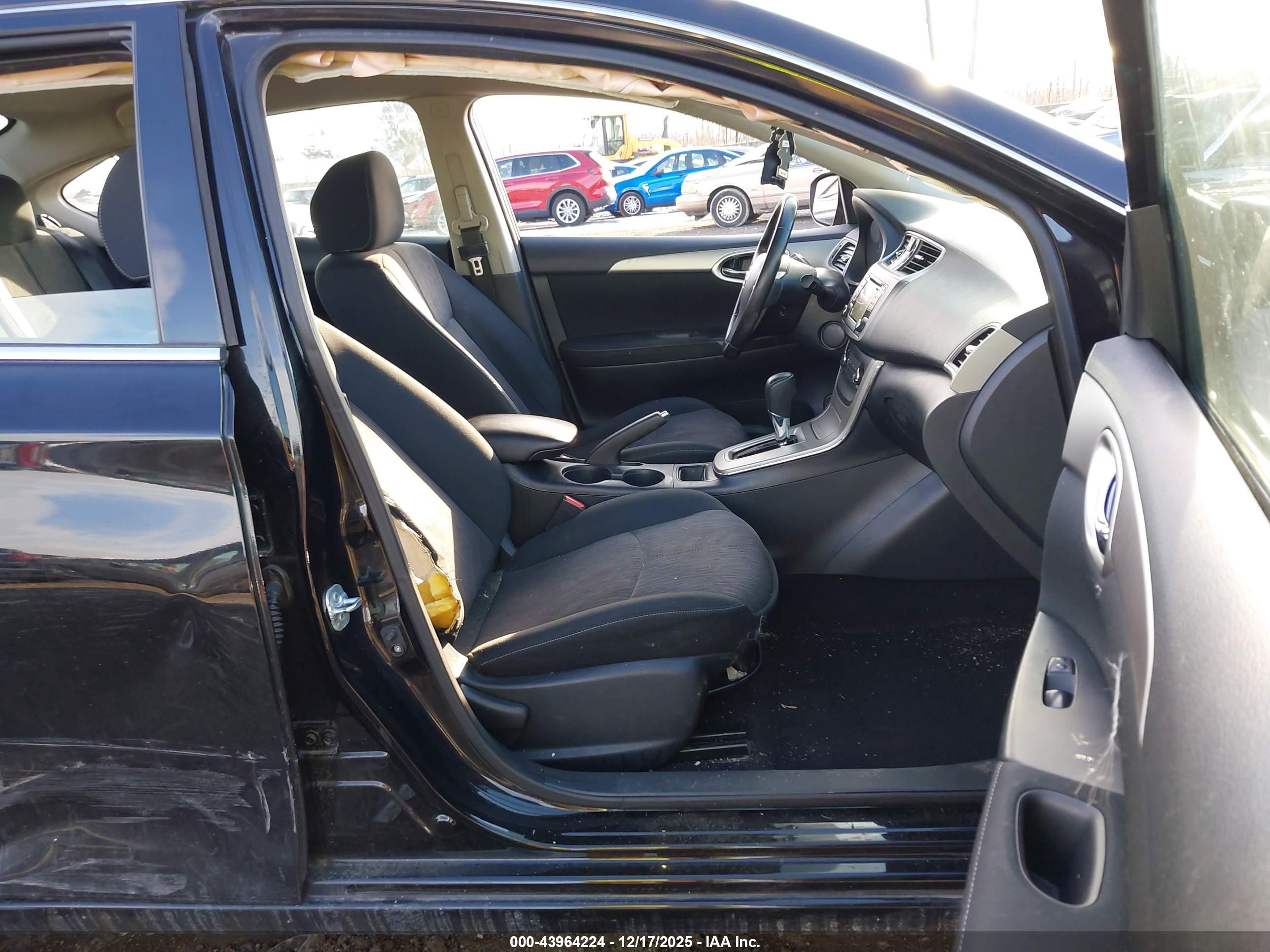 NISSAN SENTRA image 5