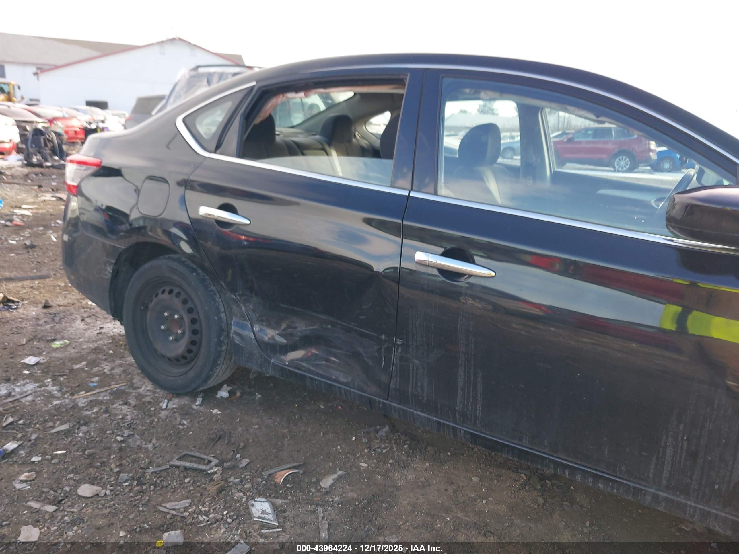 NISSAN SENTRA image 6