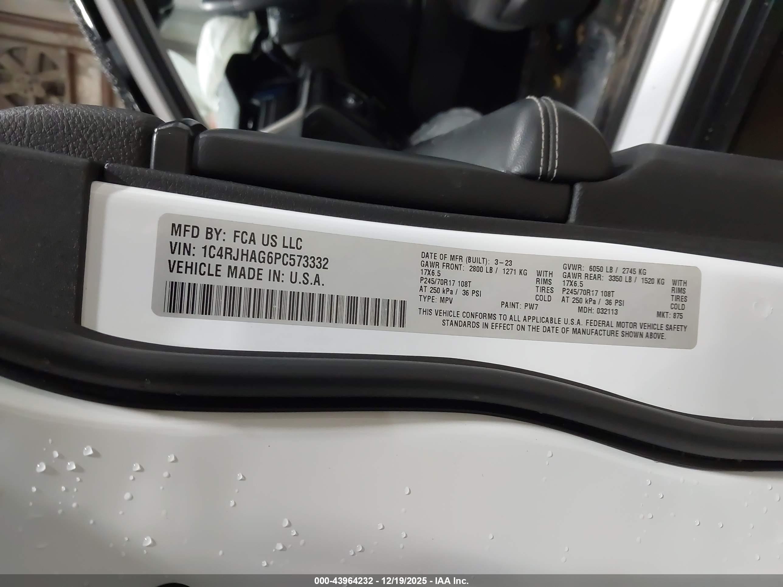 JEEP GRAND image 9