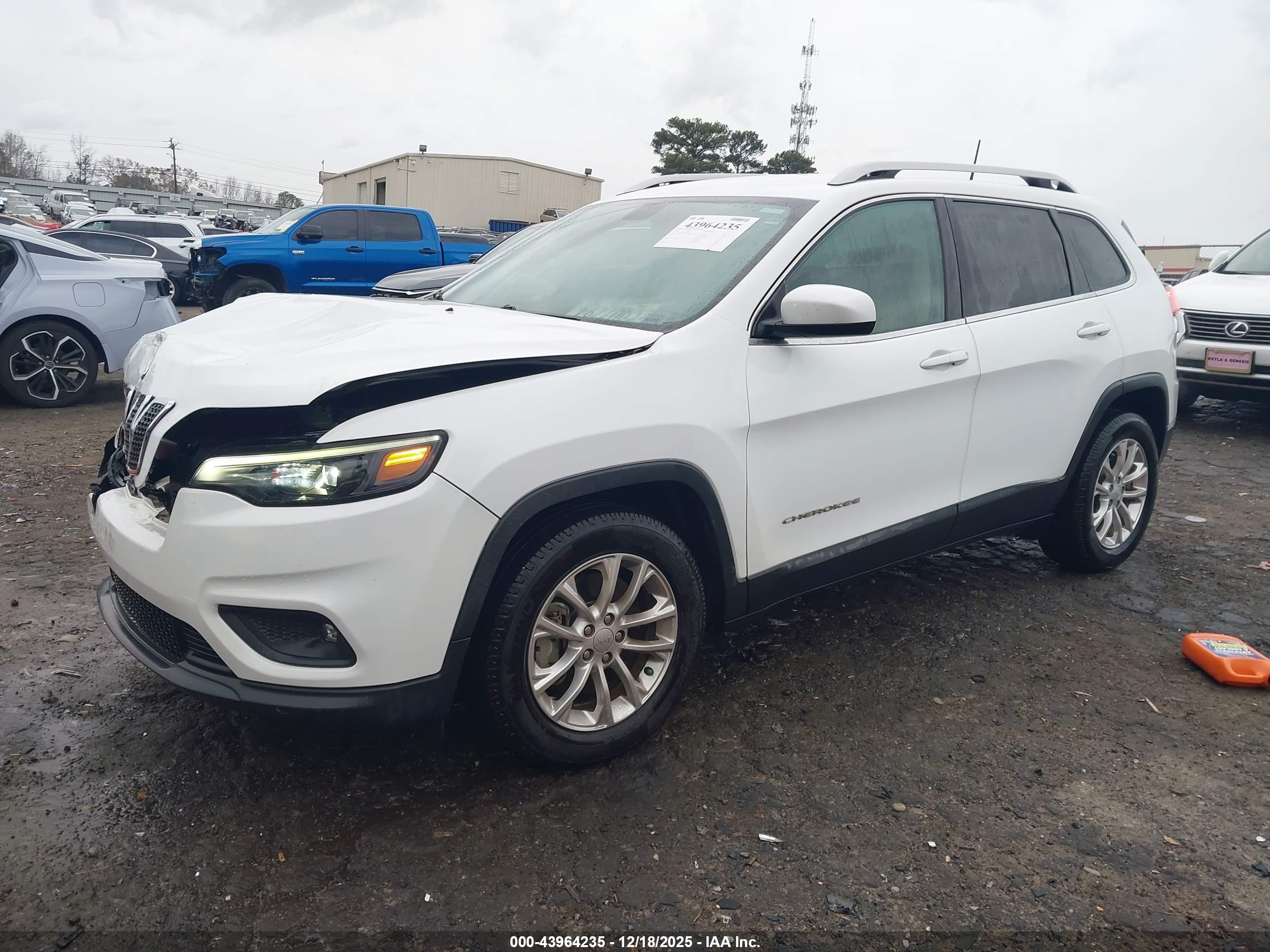 JEEP CHEROKEE image 2
